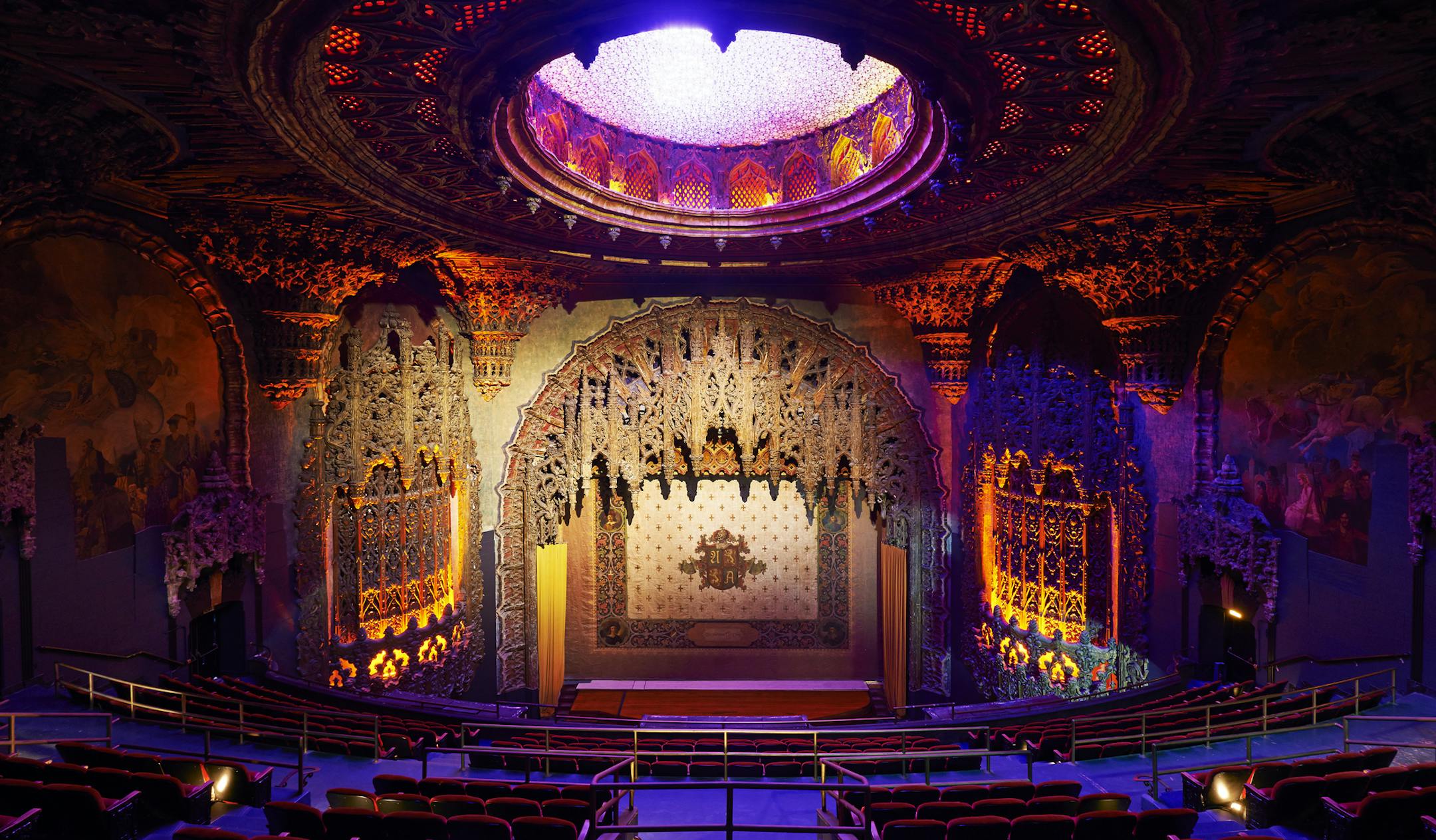 The United Artists Theatre in The Ace Hotel in Los Angeles. Photo by Spencer Lowell.