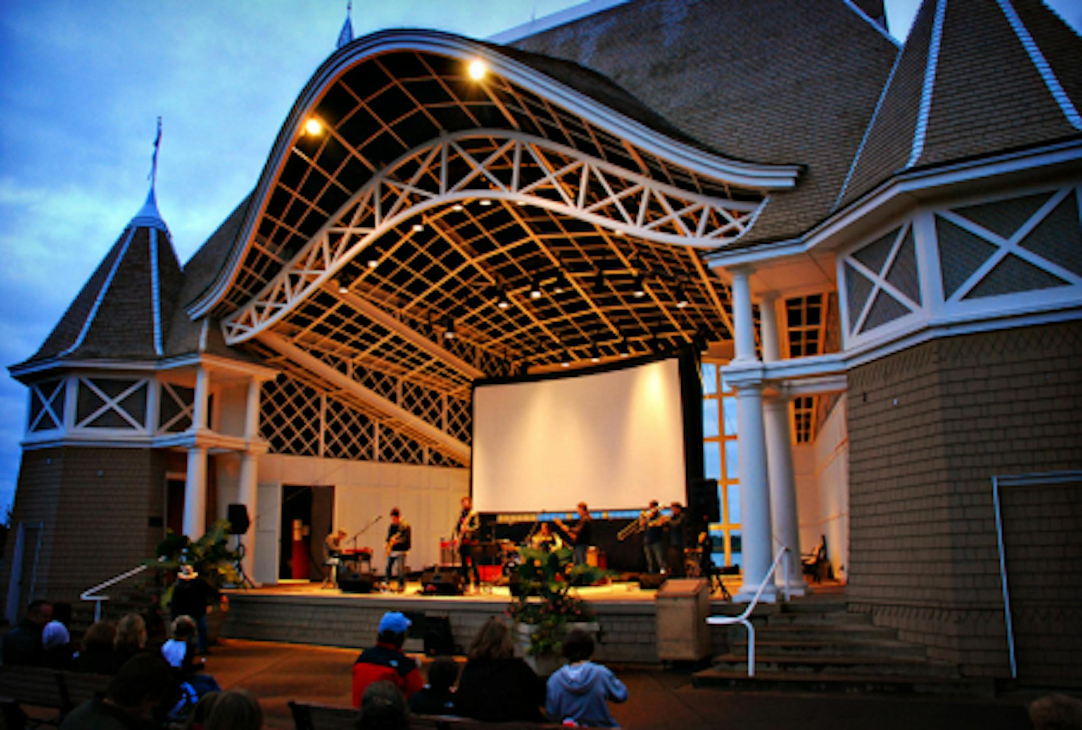 The Honeydogs waiting for "Guffman" at last year's Autumn Music & Movies series at Lake Harriet