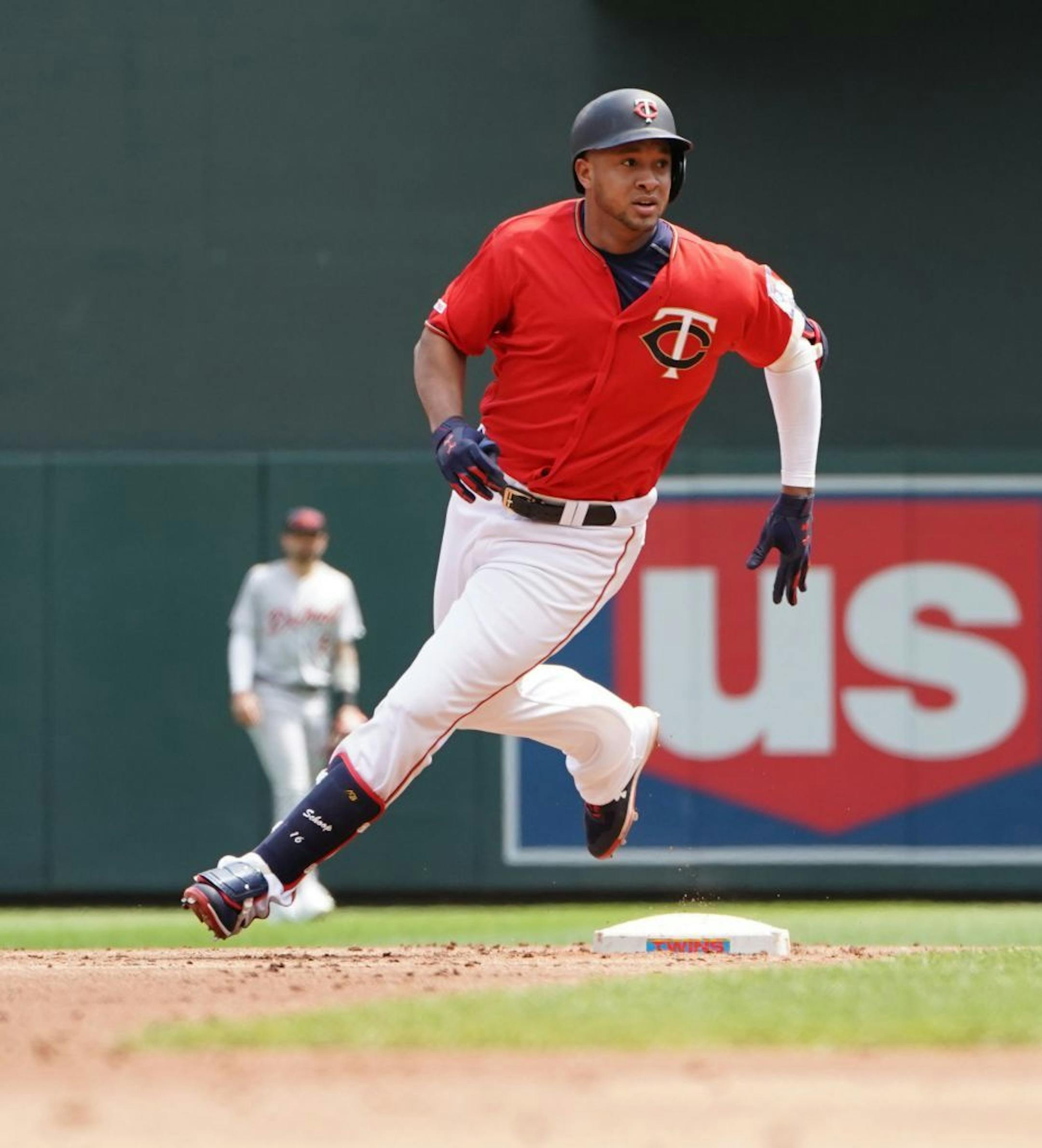 Minnesota Twins second baseman Jonathan Schoop (16) rounded second base after a double to center field scored Jake Cave in the second inning.