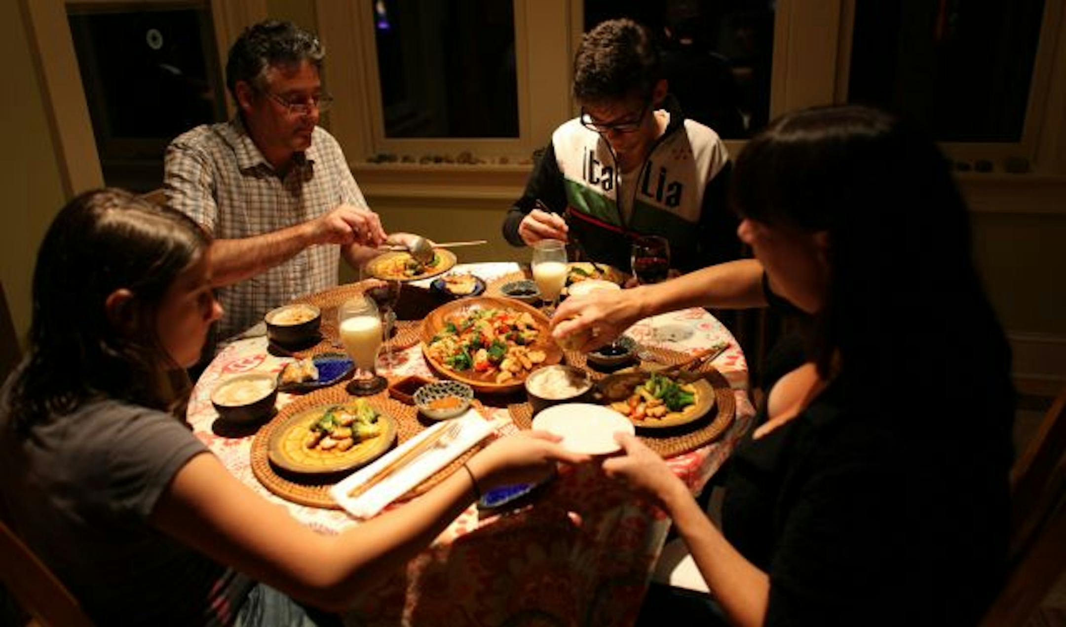 The Warners sat down for dinner around 8pm.