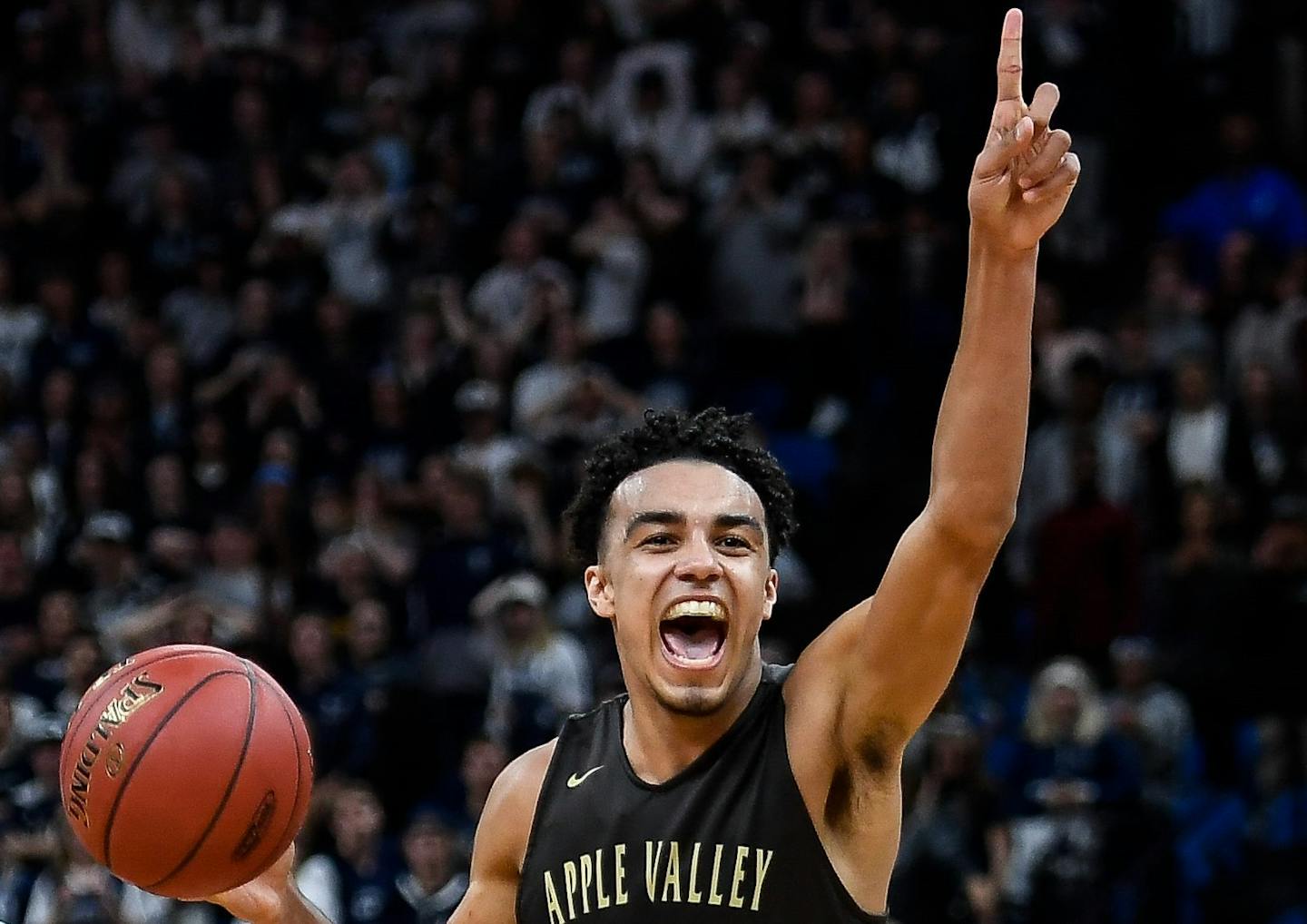 Apple Valley guard Tre Jones made his college verbal commitment on Sunday, choosing Duke over the Gophers.