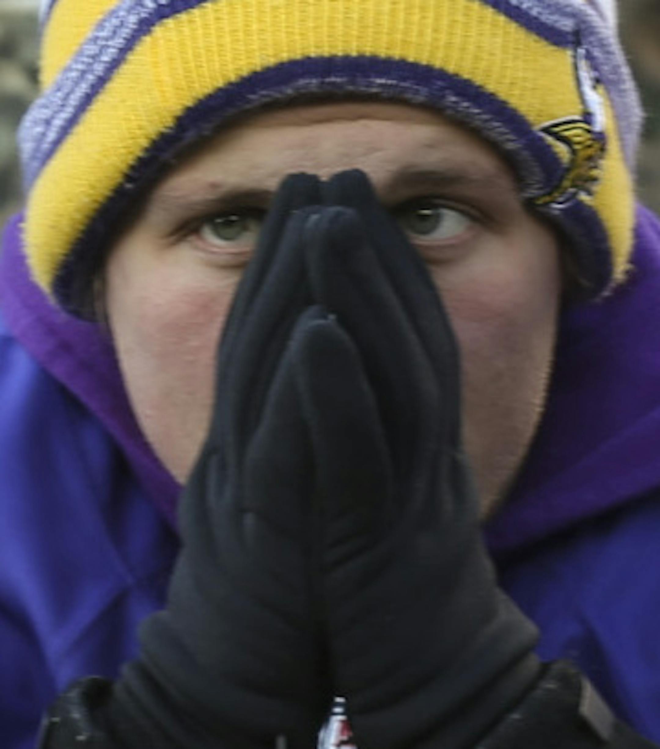 Disappointed Vikings fans lingered in the stands after the last second loss to Seattle Sunday afternoon. ] JEFF WHEELER &#xef; jeff.wheeler@startribune.com The Minnesota Vikings lost 10-9 to the Seattle Seahawks in their NFL wild card playoff game Sunday afternoon, January 10, 2016 at TCF Bank Stadium in Minneapolis.