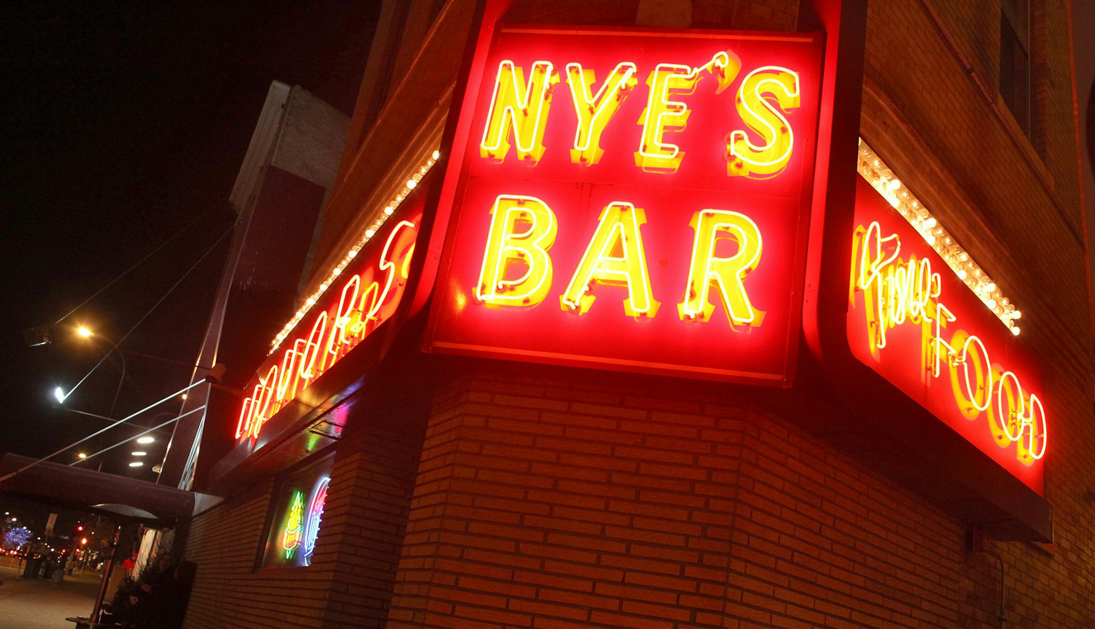 TOM WALLACE ‚Ä¢ twallace@startribune.com Assign# 00007011A slug_dumps0326 Date: March 10 2009 Photos for Bill Ward‚Äôs essay on why we love 'Dive' places, This is a round-up of some favorites. Al‚Äôs - breakfast spot, Uptown theater, Nyes Polonaise - the polka bar side, Reds Savoy Pizza - 7th st, East St Paul, Midway used books, The Wienery. Ranham Bowl---] Nye‚Äôs Bar is the home of the Ruth Adams and the World's Most Dangerous