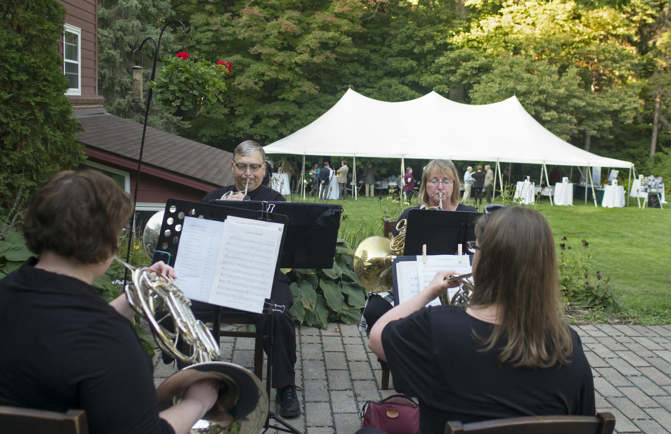 The Wayzata Big Woods celebrates its 10th anniversary on Sept. 25. The public park is a rare urban remnant of the historic Big Woods that once covered Minnesota and the eastern United States, .]Richard Tsong-Taatarii/rtsong- taatarii@startribune.com