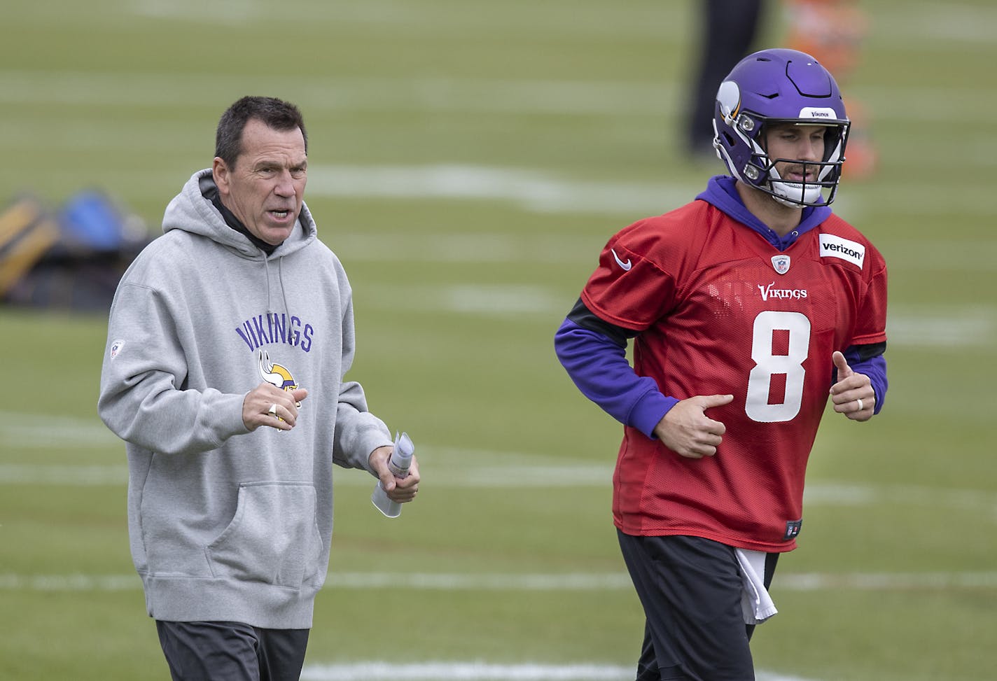 Minnesota Vikings Offensive Coordinator Gary Kubiak, left, and quarterback Kirk Cousins took to the field for practice at TCO Performance Center, Thursday, September 17, 2020 in Eagan, MN. ] ELIZABETH FLORES • liz.flores@startribune.com