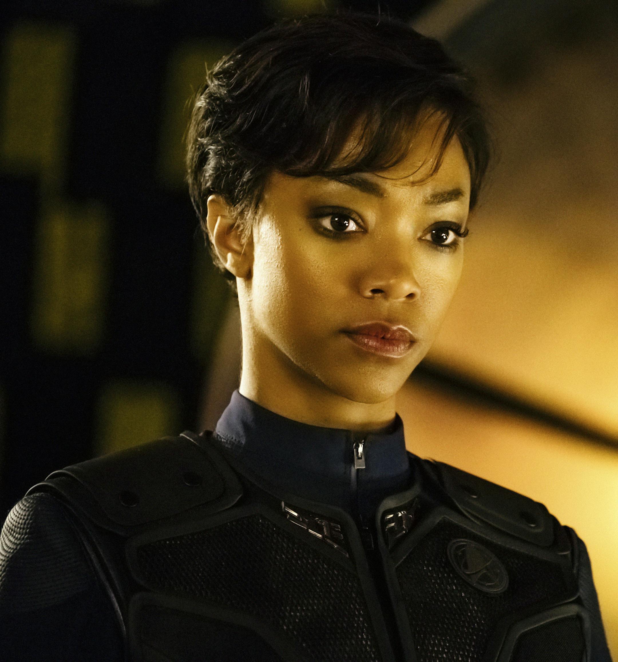 Pictured: Sonequa Martin-Green as First Officer Michael Burnham. STAR TREK: DISCOVERY coming to CBS All Access. Photo Cr: Jan Thijs √?¬© 2017 CBS Interactive. All Rights Reserved.