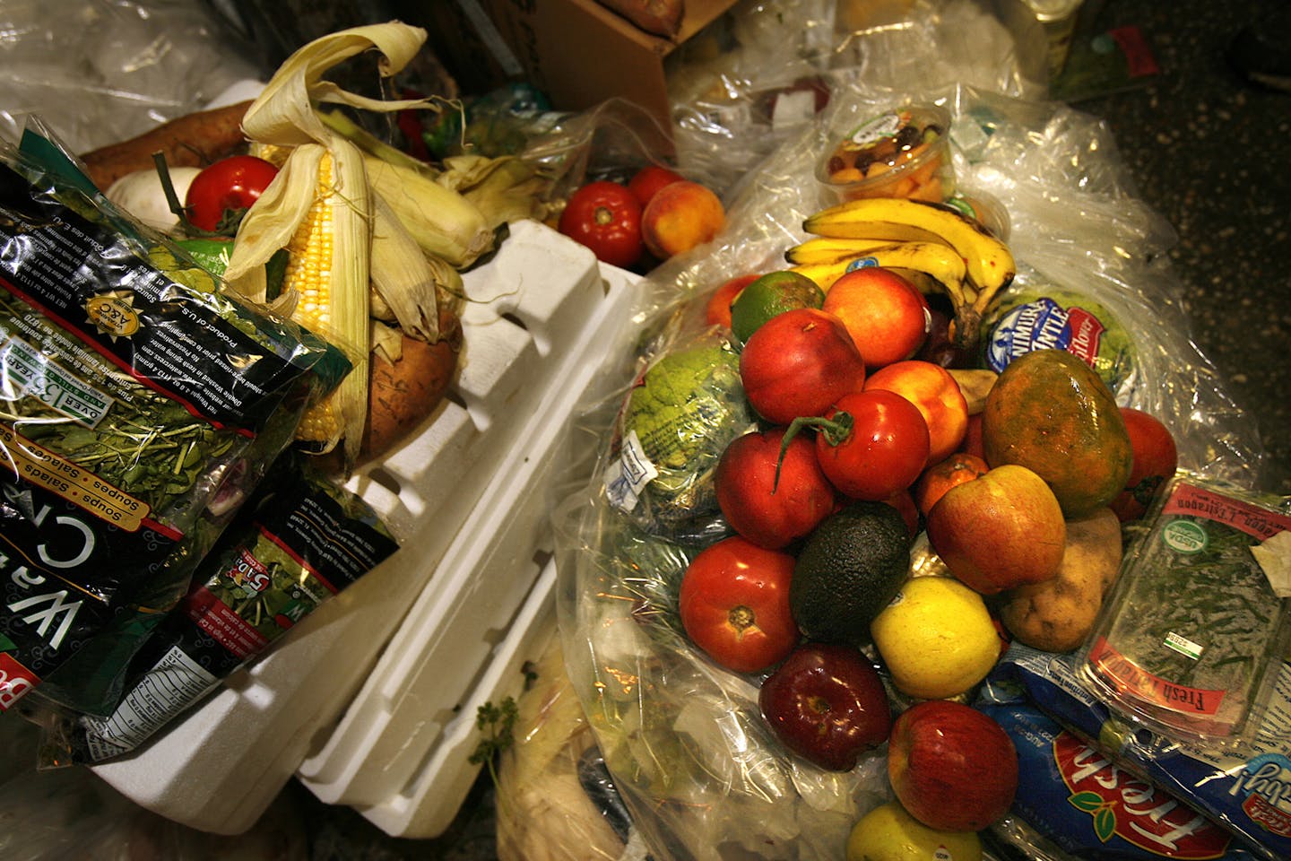 Vegetables, fruits, seafood and dairy products are thrown away more than junk food.