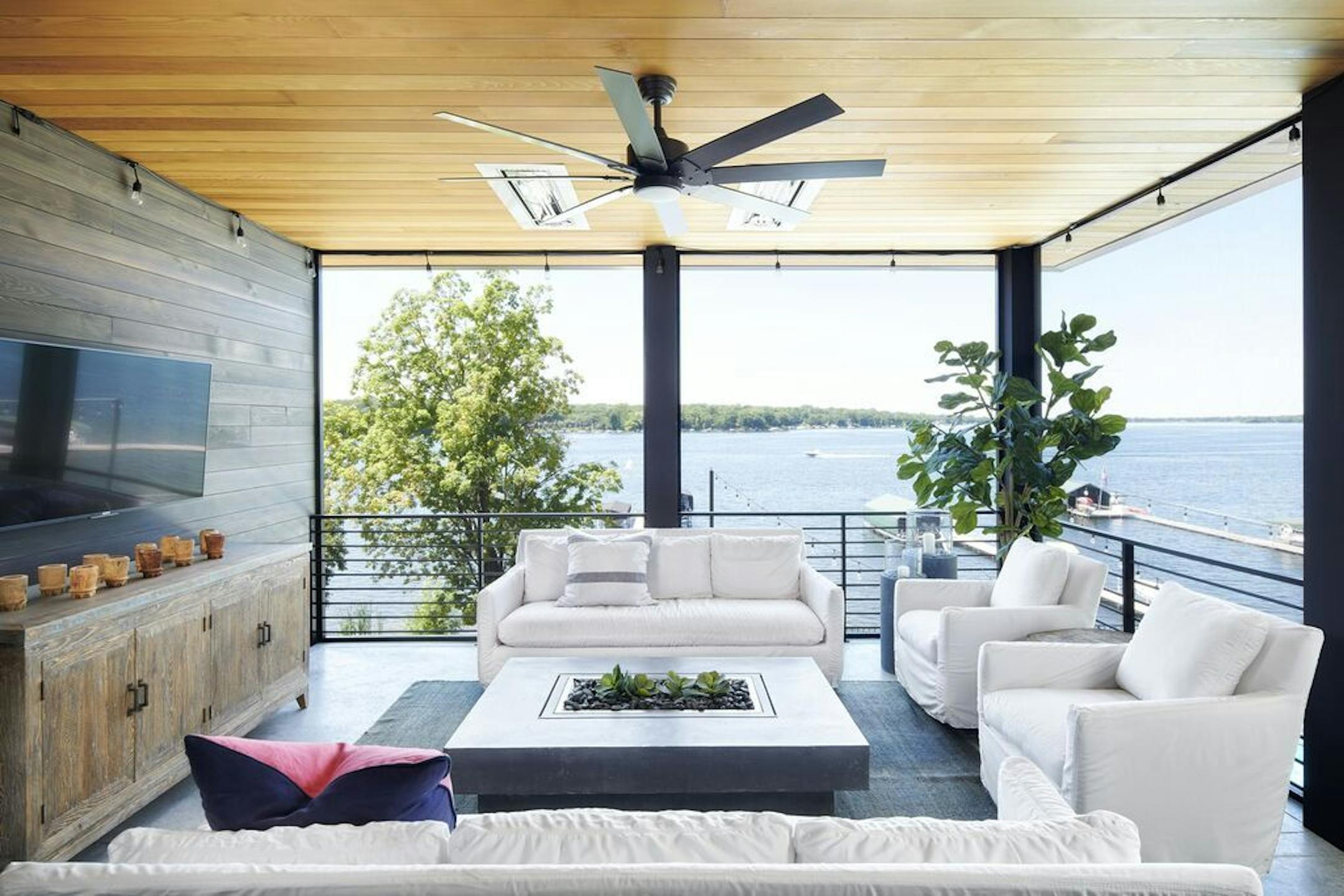 The porch.