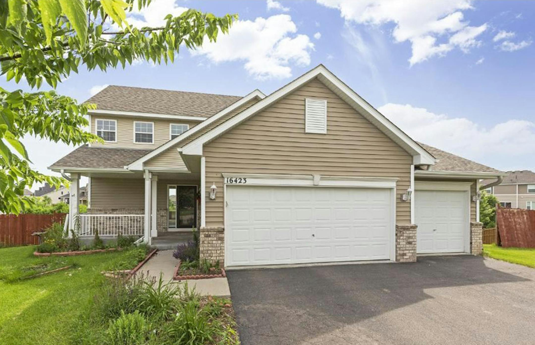 Lakeville
Built in 2008, this four-bedroom, four-bath house has 2,460 finished square feet and features three bedrooms on one level, vaulted ceilings, hardwood floors, two fireplaces, granite kitchen countertops and stainless steel appliances, full finished walkout basement, maintenance-free deck, in-ground sprinkler system and fenced yard. Listed by Kris Lindahl, Re/Max Results, 763-244-2060.