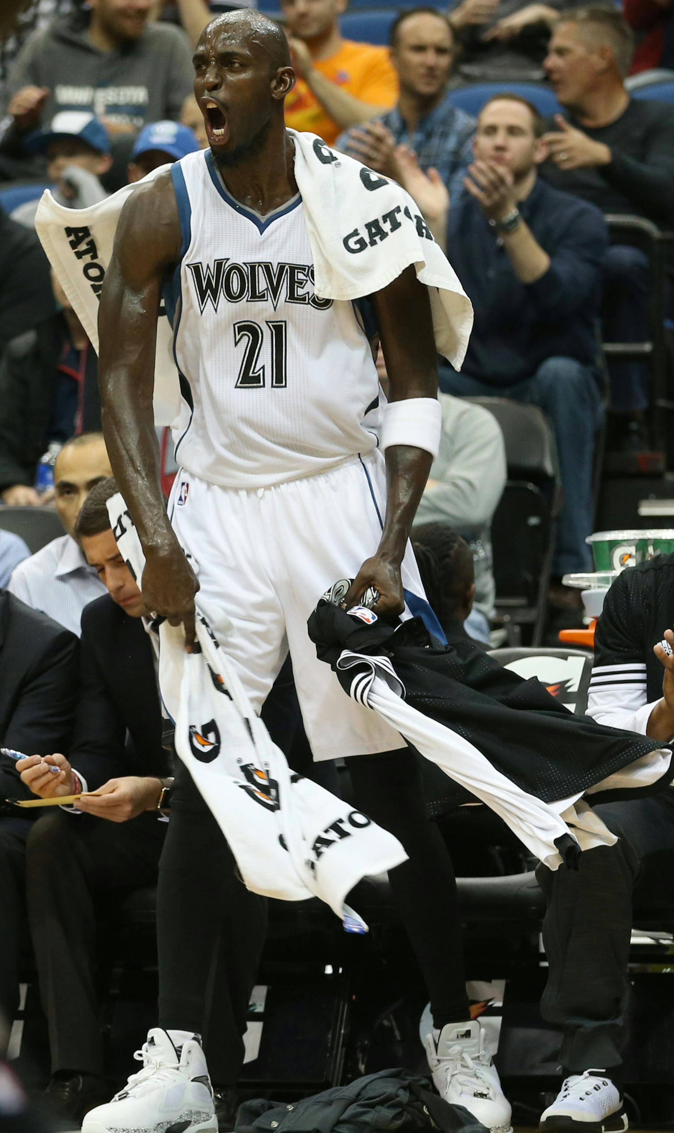 Timberwolves Kevin Garnett cheered for his team from the bench during their game against Milwaukee. ] (KYNDELL HARKNESS/STAR TRIBUNE) kyndell.harkness@startribune.com Wolves vs Milwaukee at the Target Center in Minneapolis Min., Friday October 23, 2015.