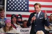 Dean Phillips held an election eve rally in his New Hampshire campaign headquarters Monday, Jan. 22, 2024  Manchester, New Hampshire   ] GLEN STUBBE �