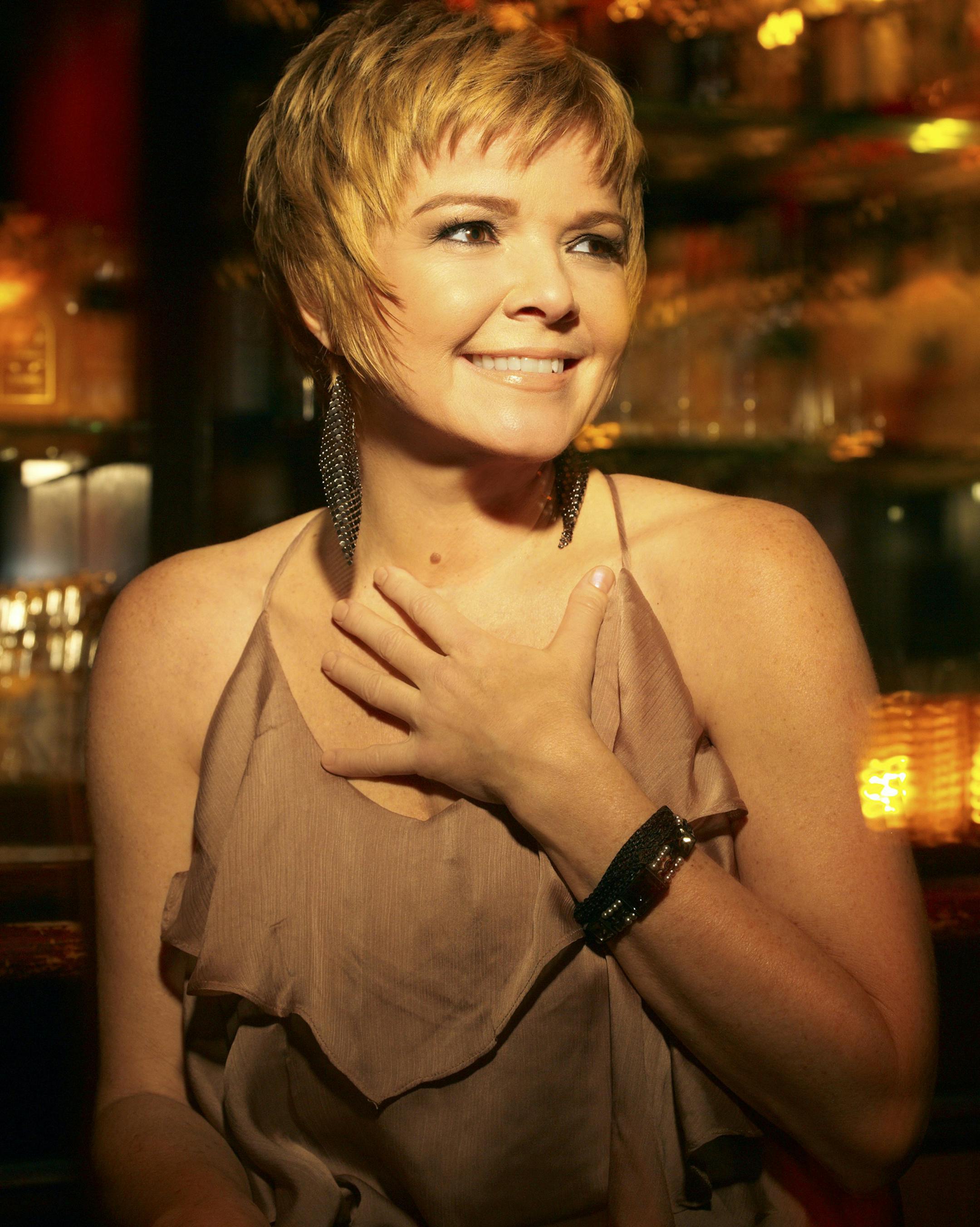 Karrin Allyson credit: Reisig & Taylor