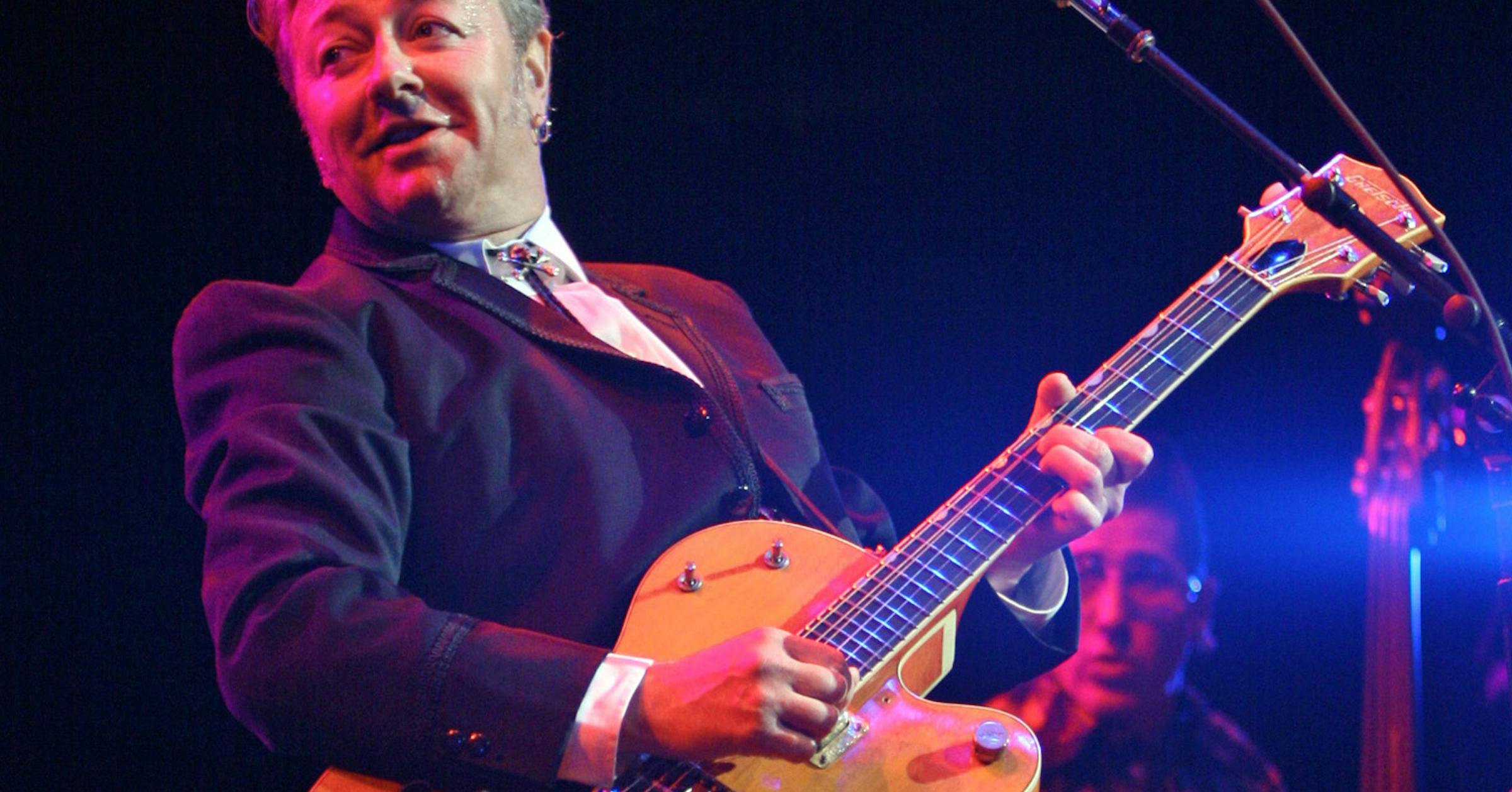 Twin Cities guitar hero Brian Setzer is selling instruments, memorabilia