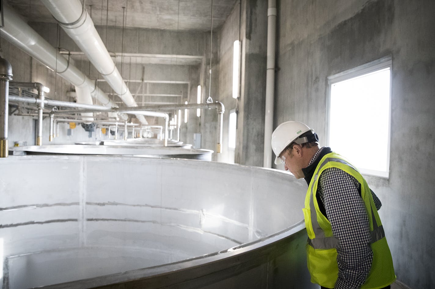 CEO William Rahr looked into the steeper at the new $68 million malthouse at Rahr Malting Co., a family-owned production facility in Shakopee, on Tuesday, November 15, 2016, in Shakopee, Minn. ] RENEE JONES SCHNEIDER &#x2022; renee.jones@startribune.com