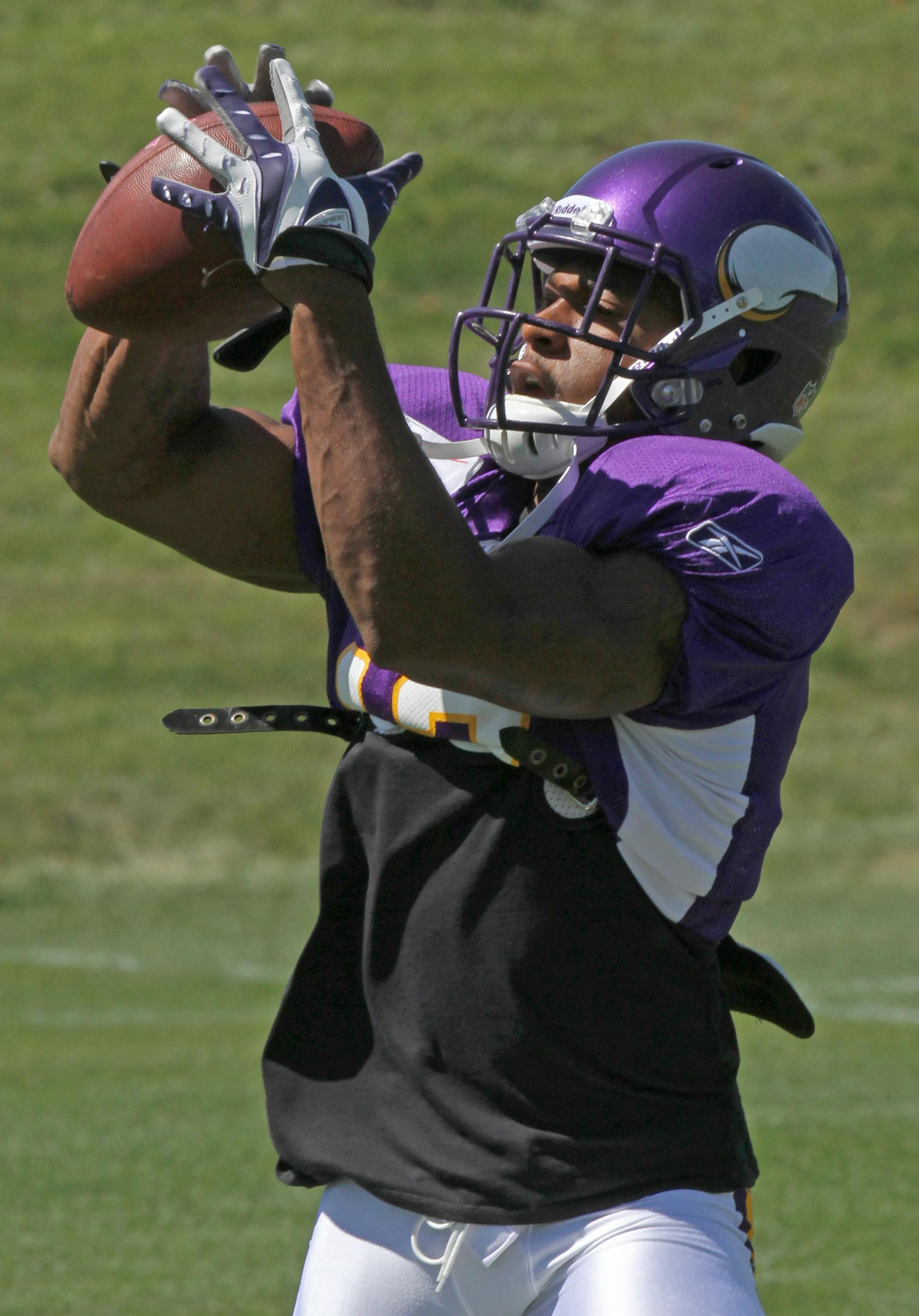 Vikings Wide Receiver Percy Harvin pulled in a pass during practice at Winter Park, August 24th, 2011.] Bruce Bisping/Star Tribune. Percy Harvin/source. ORG XMIT: MIN2014060220531769