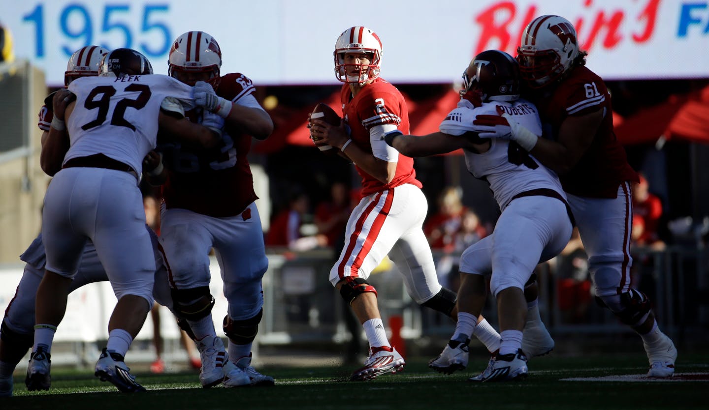 Wisconsin's Joel Stave during the second half of an NCAA college football game against Troy Saturday, Sept. 19, 2015, in Madison, Wis. (AP Photo/Morry Gash)