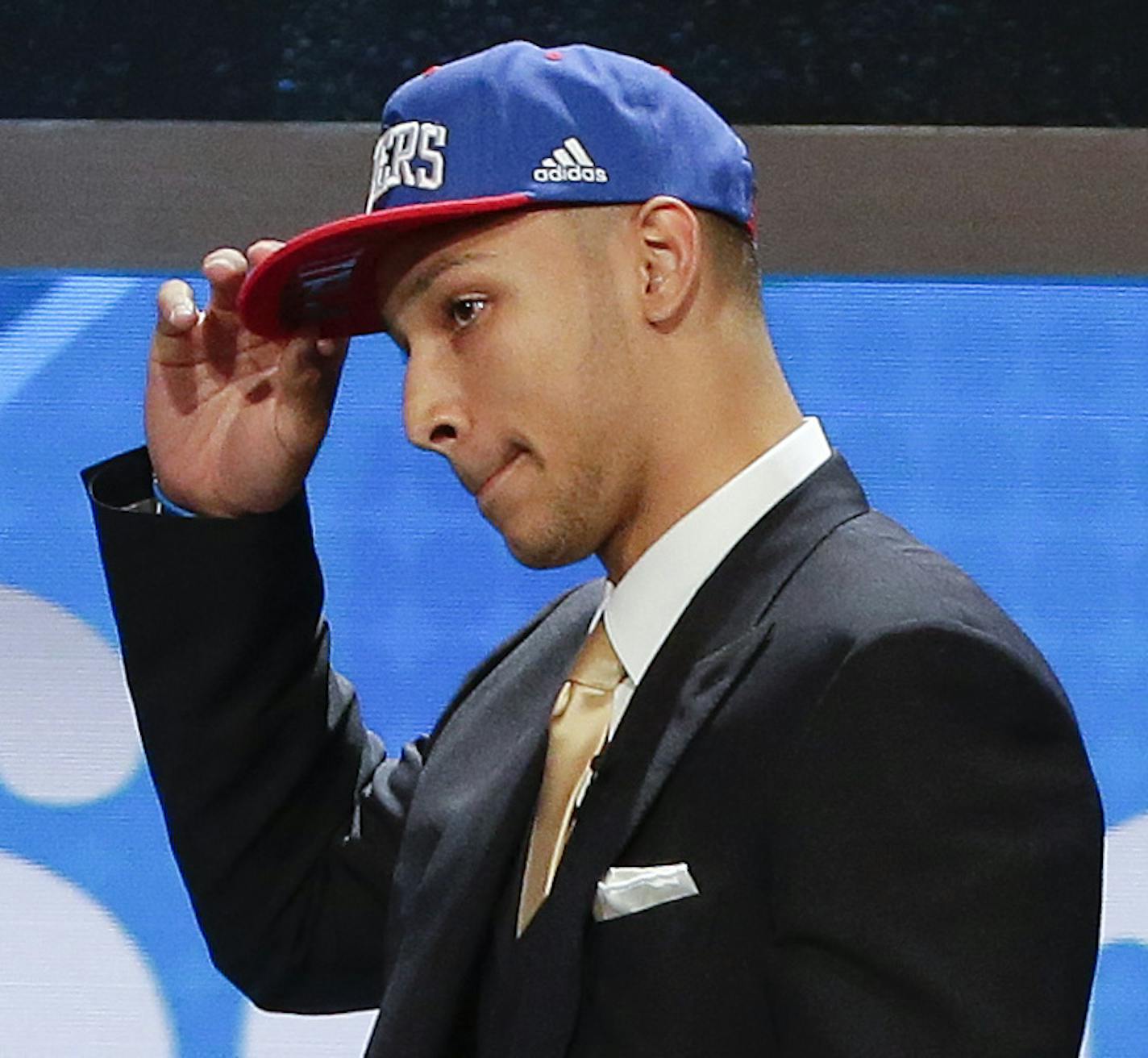 LSU's Ben Simmons walks up on stage after being selected as the top pick by the Philadelphia 76ers during the NBA basketball draft, Thursday, June 23, 2016, in New York. (AP Photo/Frank Franklin II) ORG XMIT: NYJJ105