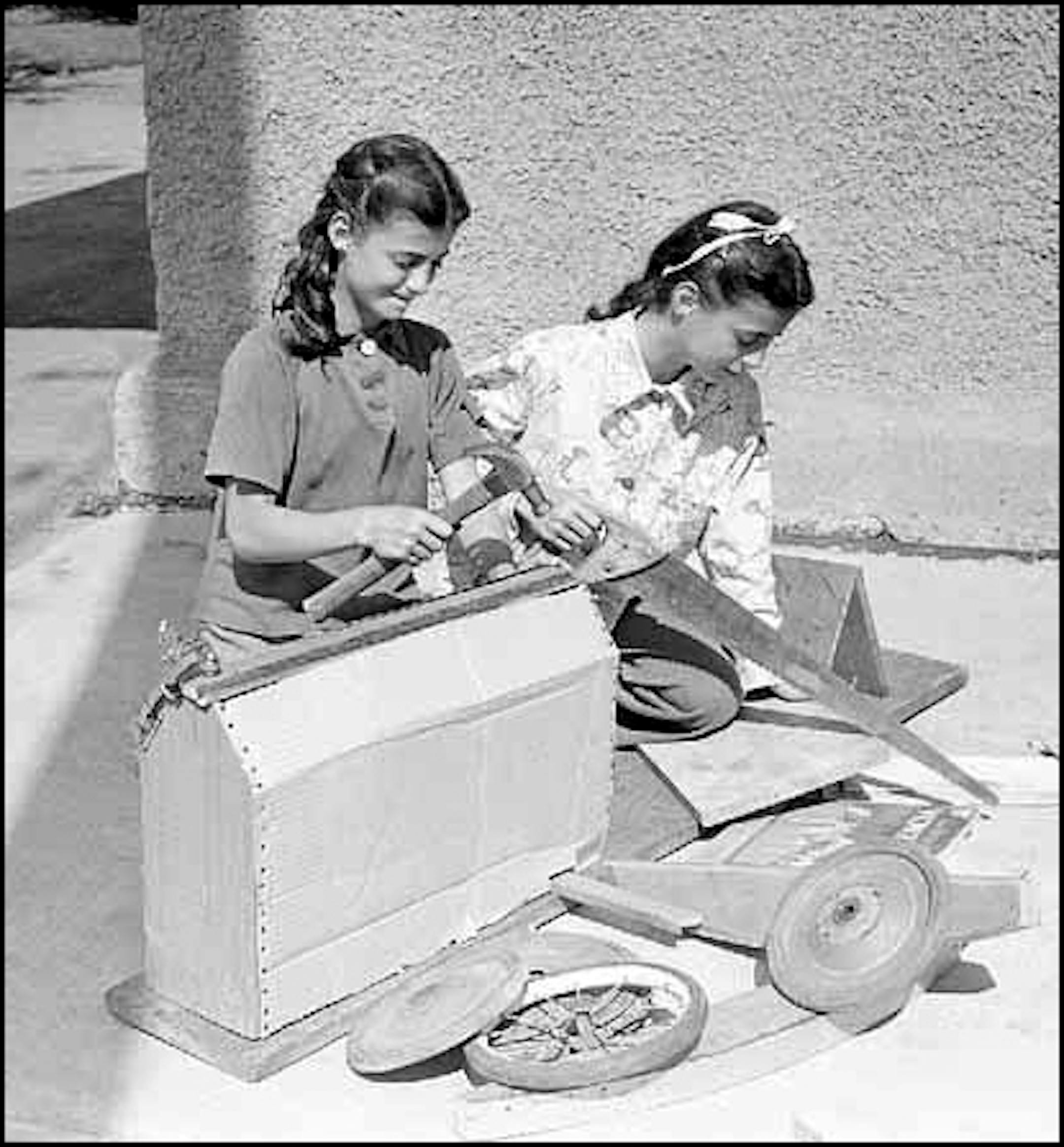 July 1940: Building a soap box car