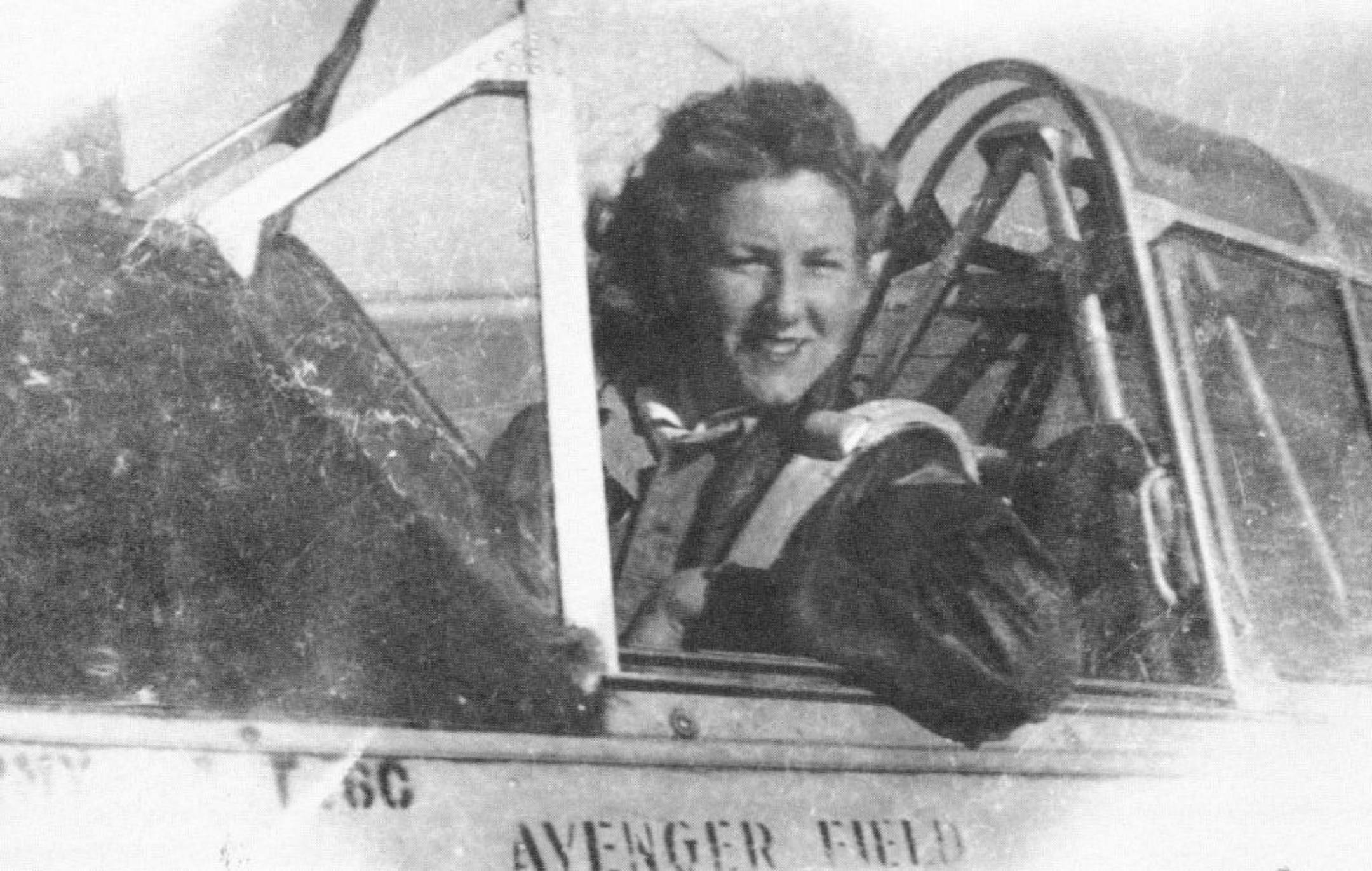 August 28, 1991 Granny hits the sky Women's Air Force Service Pilots - World War II Elizabeth Strohfus in a photograph made about 1944 when she was a WASP, WOMEN'S AIR SERVICE PILOT. She is currently director of the Region II unit. August 29, 1991 Mike Zerby, Minneapolis Star Tribune; Chandelle Postcard Co.