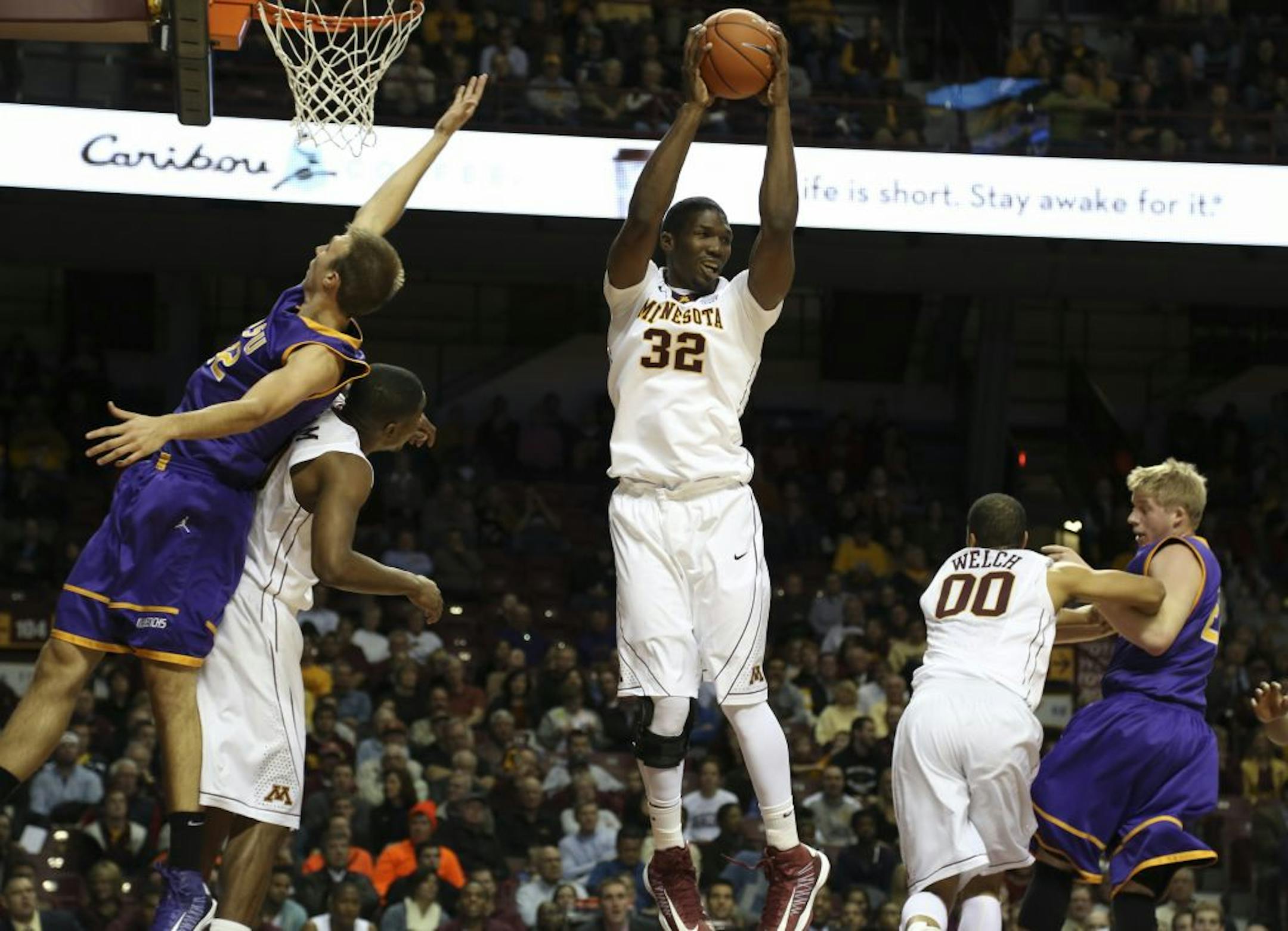 Gophers forward Trevor Mbakwe pulled down a defensive rebound