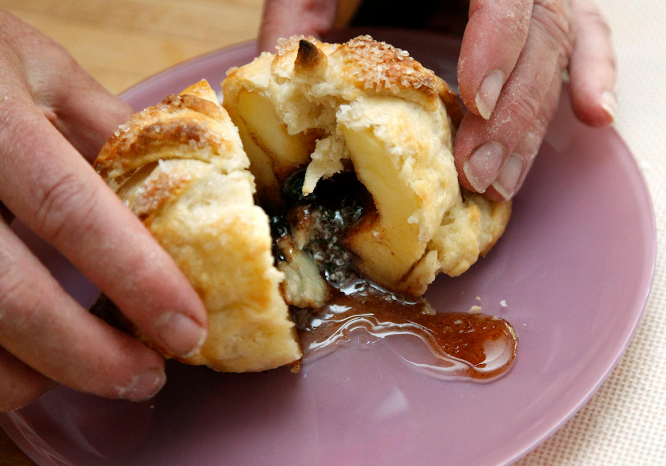 Baking Central - this is on Baked Apple Dumplings, with how to images. [ TOM WALLACE � twallace@startribune.com _ Assignments #20025767A_ October 10, 2012_ SLUG: baking1018_ EXTRA INFORMATION: pumpkins1018_ EXTRA INFORMATION: Pumpkins made by staff and friends