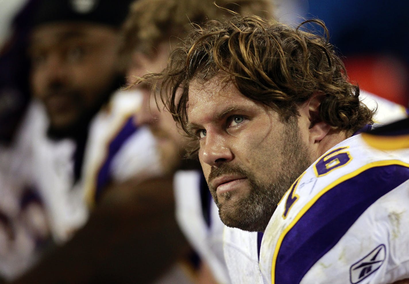 Minnesota Vikings offensive lineman Steve Hutchinson (76). ] CARLOS GONZALEZ cgonzalez@startribune.com, October 16, 2011, Chicago, IL, Soldier Field, NFL, Minnesota Vikings vs. Chicago Bears ORG XMIT: MIN2015091413570864 ORG XMIT: MIN1801022106110407