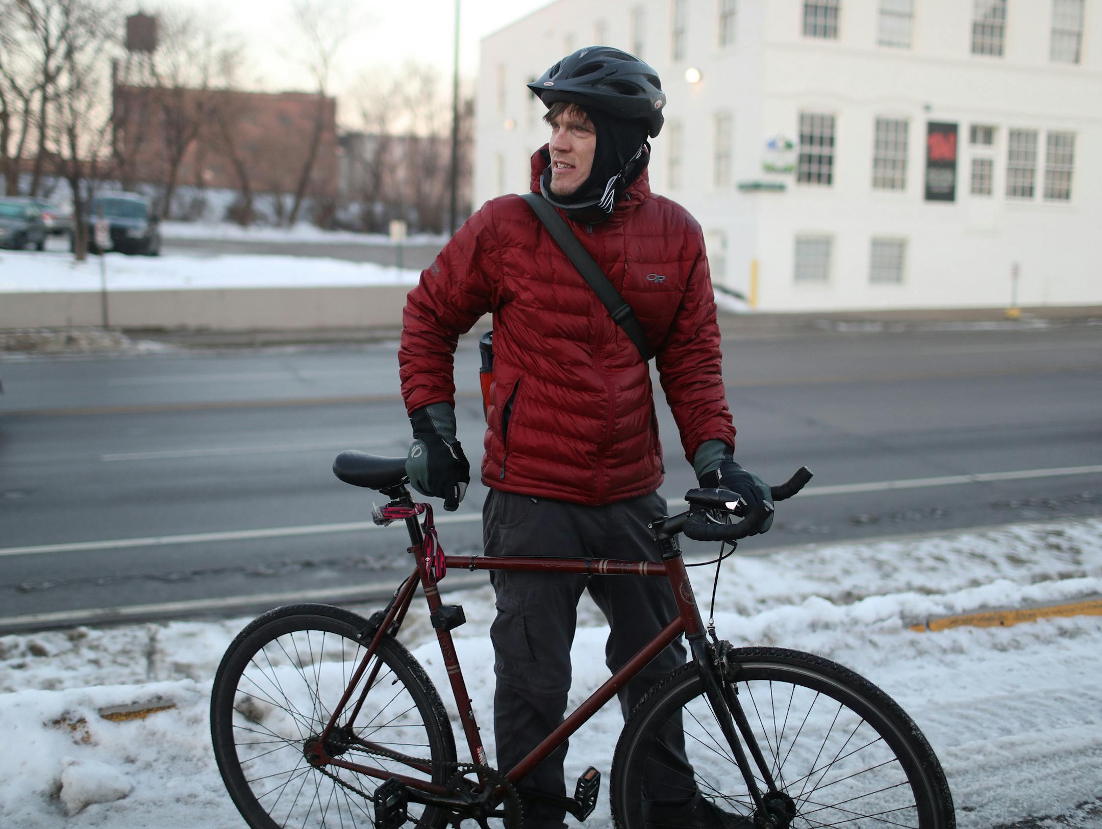 Eric Smith was spotted Wednesday, Jan. 18, 2016, headed to his job as a physician&#xed;s assistant at Central Clinic on Central Avenue NE in Minneapolis. Smith, of Minneapolis, rode a single-speed bike, good for the flat terrain of his five-mile commute. He also had studs on his tires.](DAVID JOLES STARTRIBUNE)djoles@startribune.com Continuing series on urban cyclists on the streets of the Twin Cities.**Eric Smith,cq