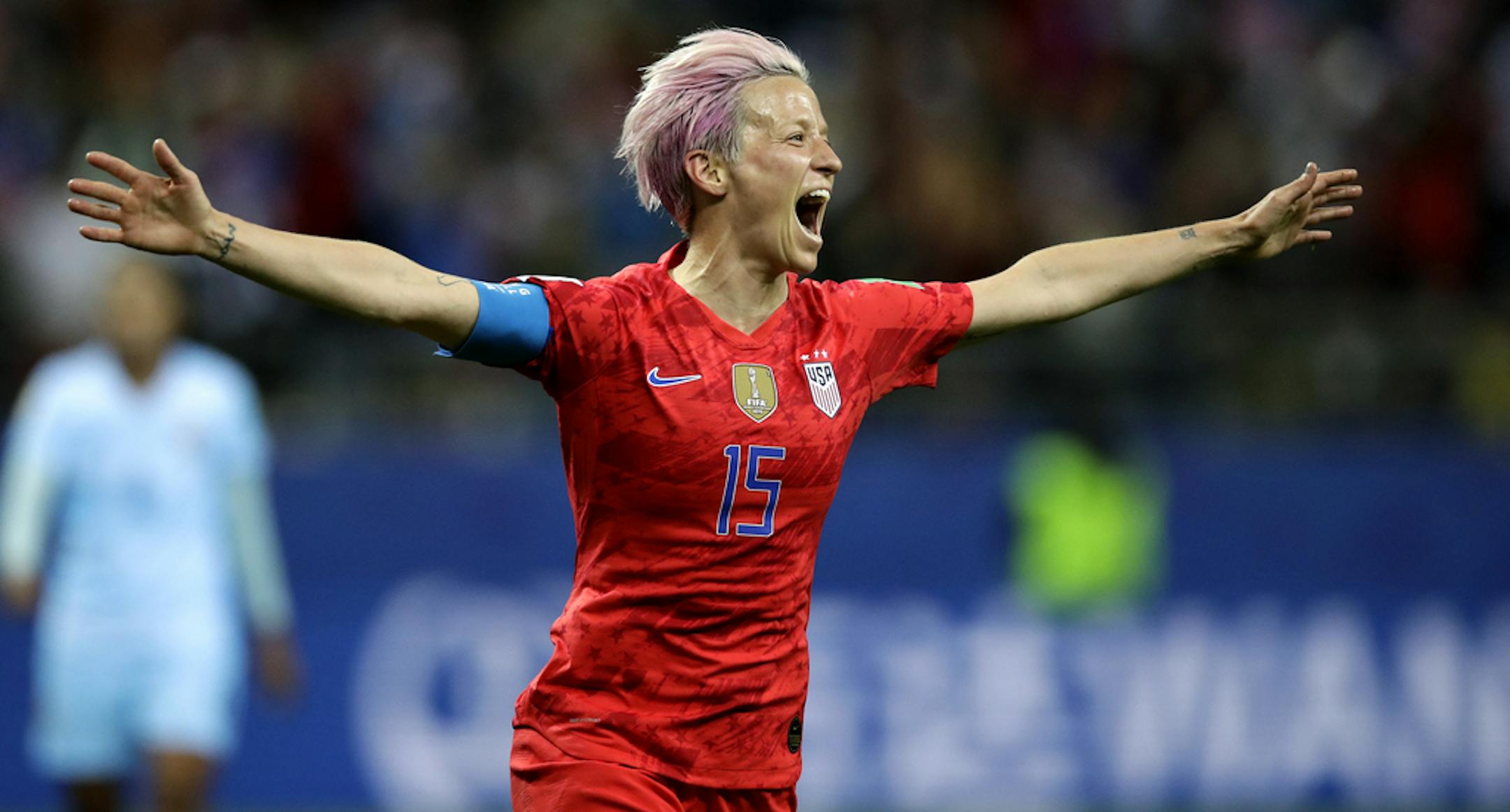 United States 'Megan Rapinoe celebrates after scoring her side's 9th goal during the Women's World Cup Group F soccer match between United States and Thailand at the Stade Auguste-Delaune in Reims, France, Tuesday, June 11, 2019. (AP Photo/Alessandra Tarantino)
