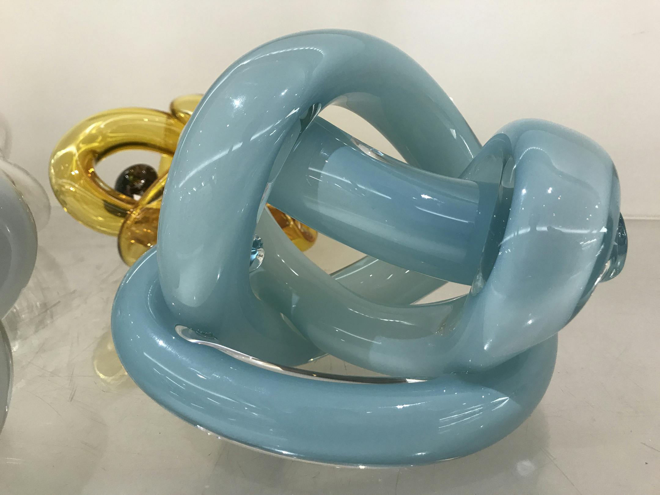 Blown glass can lend itself to interesting shapes. (Design Recipes) ORG XMIT: 1206301