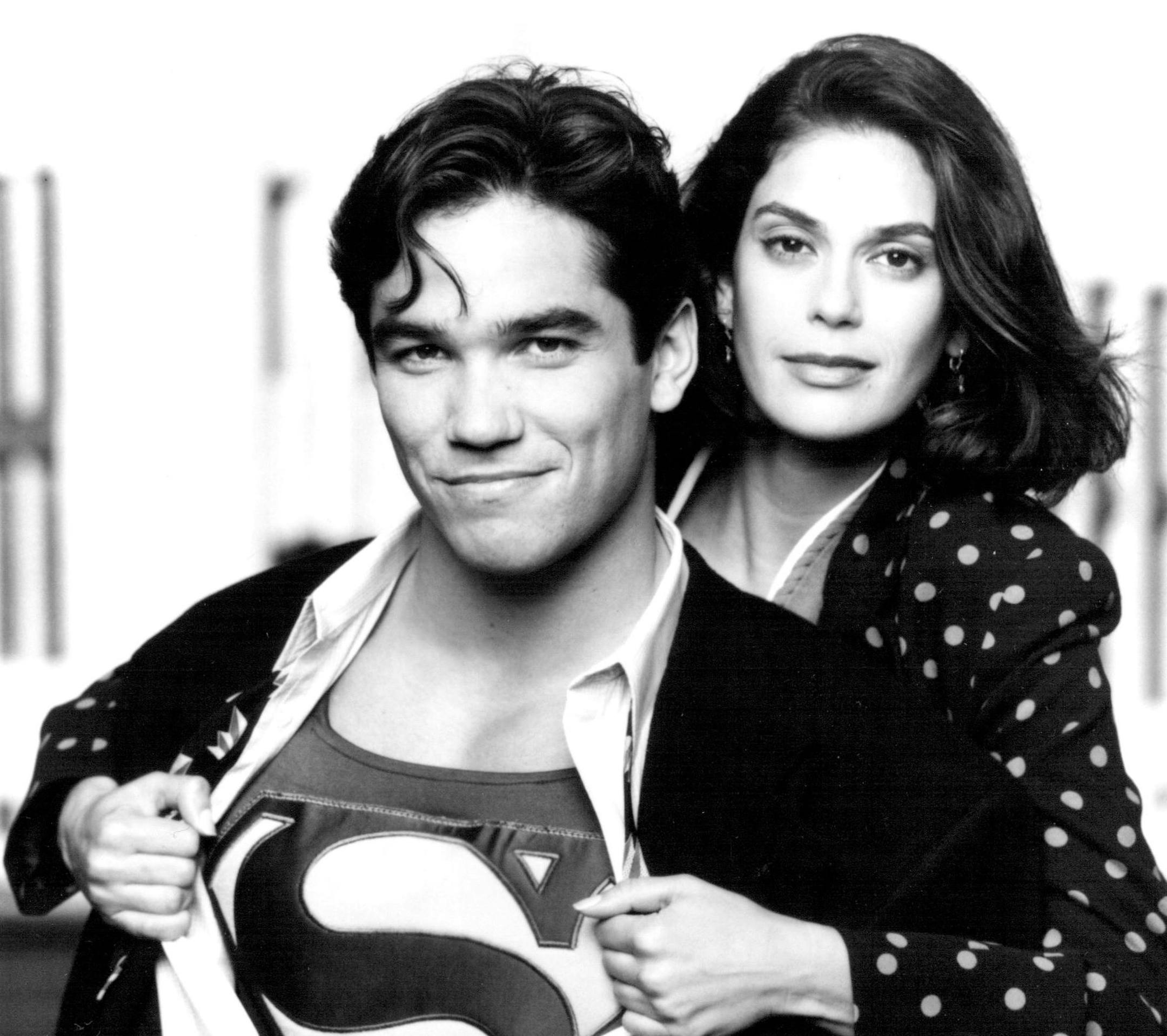 August 17, 1993 It's the eternal triangle with a new twist when Lois Lane falls for the Man of Steel (aka Clark Kent) in a '90s version of the American classic, premiering SUNDAY, SEPT. 12 (8:00-9:45 p.m., ET). Dean Cain and Teri Hatcher star in "LOIS & CLARK: THE NEW ADVENTURES OF SUPERMAN," which will air weekly on SUNDAYS (8:00-9:00 p.m., ET), on the ABC Television Network. September 11, 1993 Bob D'Amico, ABC