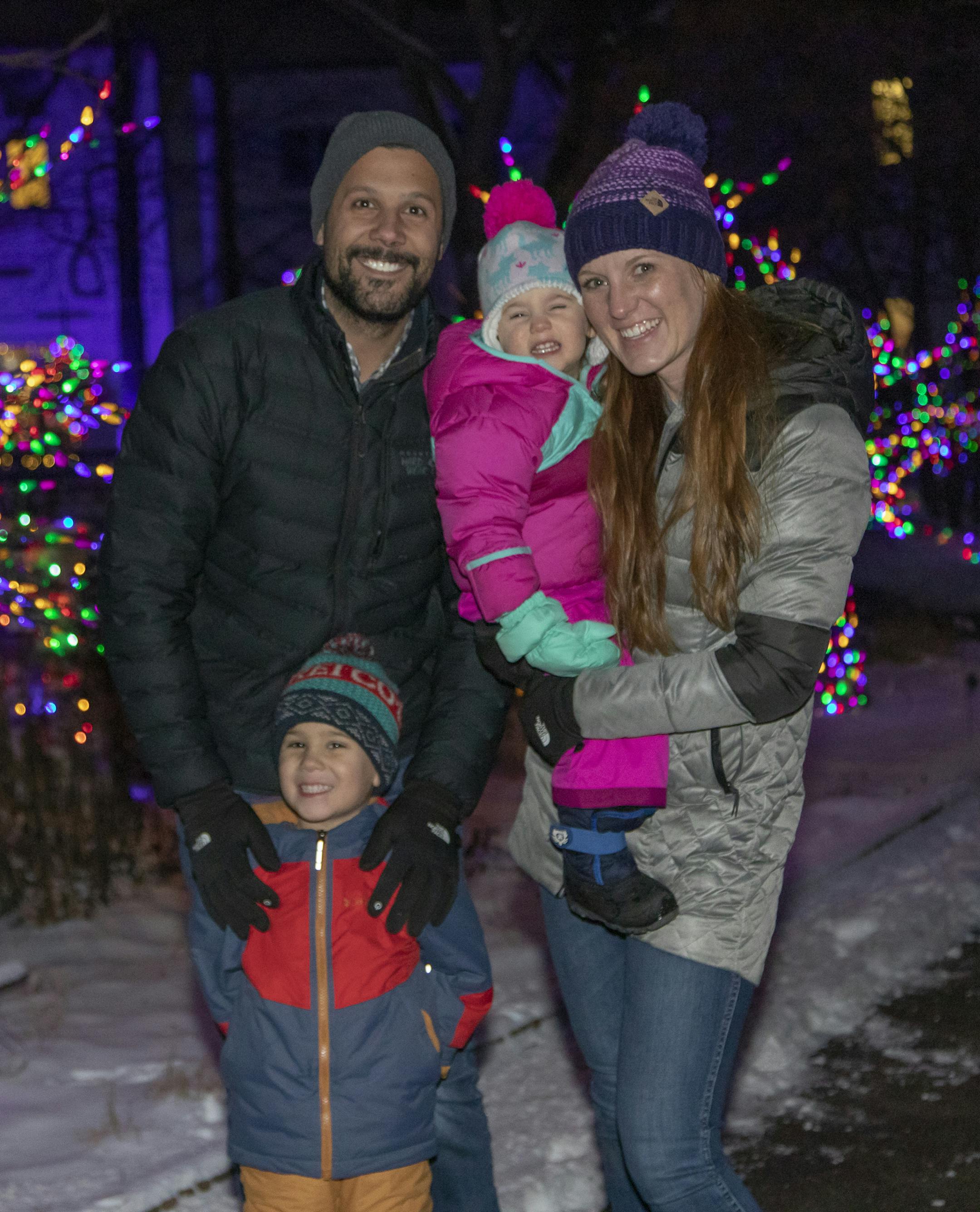 Josh & Tracy Stanz with Parker & Saylor at the Winter Lights display at the Minnesota Landscape Arboretum. ] Special to Star Tribune, photo by Matt Blewett, Matte B Photography, matt@mattebphoto.com, Minnesota Landscape Arboretum, Nov. 29, 2018, Chaska, Minnesota, SAXO 1006830611 FACE121618