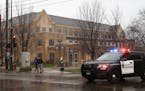 A bomb threat disrupted classes and eventually closed campus at the University of St. Thomas in St. Paul, Minn. on Wednesday, April 17, 2019. ] Shari 