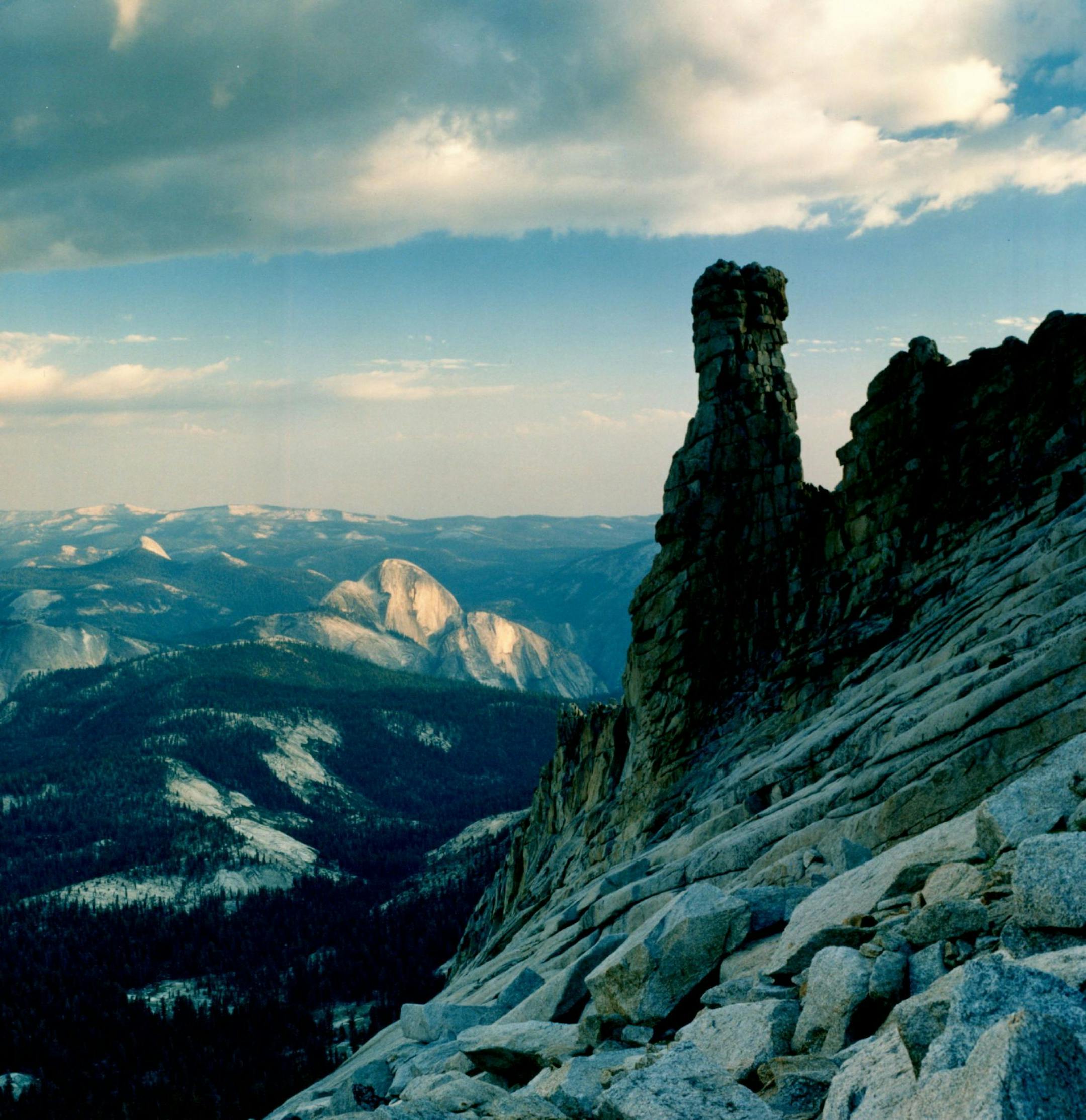 January 1991 Naturalist John Muir was particularly fond of Mount Hoffman, which stands nearly at the geographic center of Yosemite National Park, and its summit does offer stunning views in every direction. (MUST CREDIT: Los Angeles Times Photo by Anacleto Rapping) Illustrates YOSEMITE-MUIR (category l), by Bill Stall (Times). Moved Monday, Oct. 15. (c) 1990, Los Angeles Times Anacleto Rapping, Los Angeles Times - Washington Post News Service