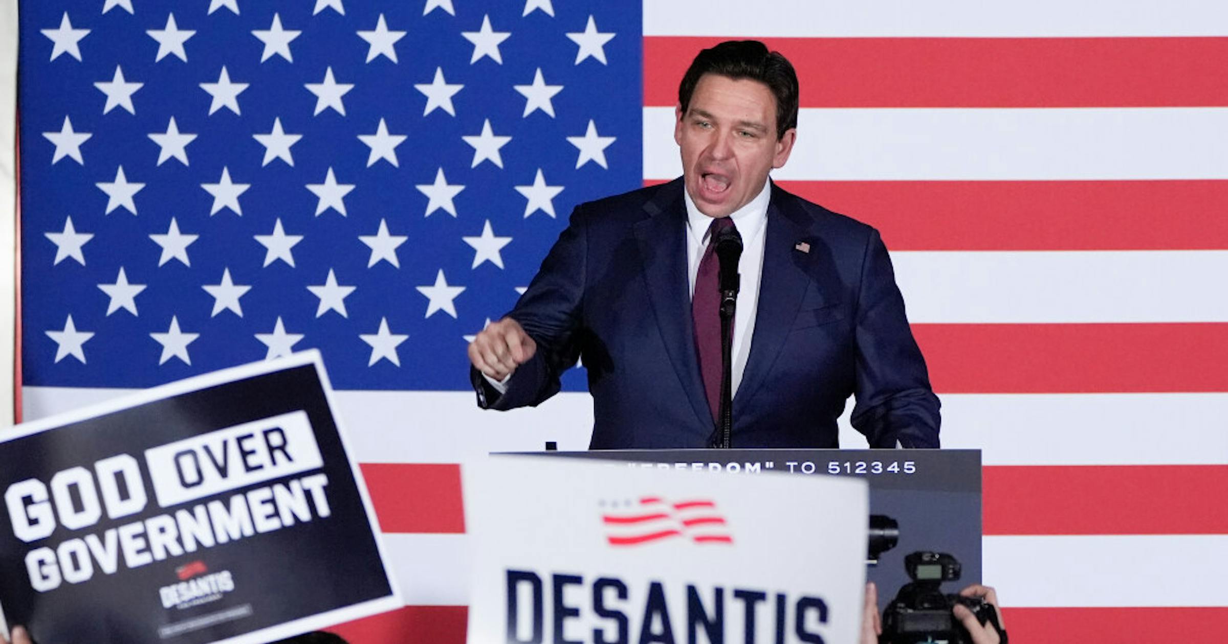Ron DeSantis ends his struggling presidential bid before New Hampshire and endorses Donald Trump Ron DeSantis ends his struggling presidential bid before New Hampshire and endorses Donald Trump
