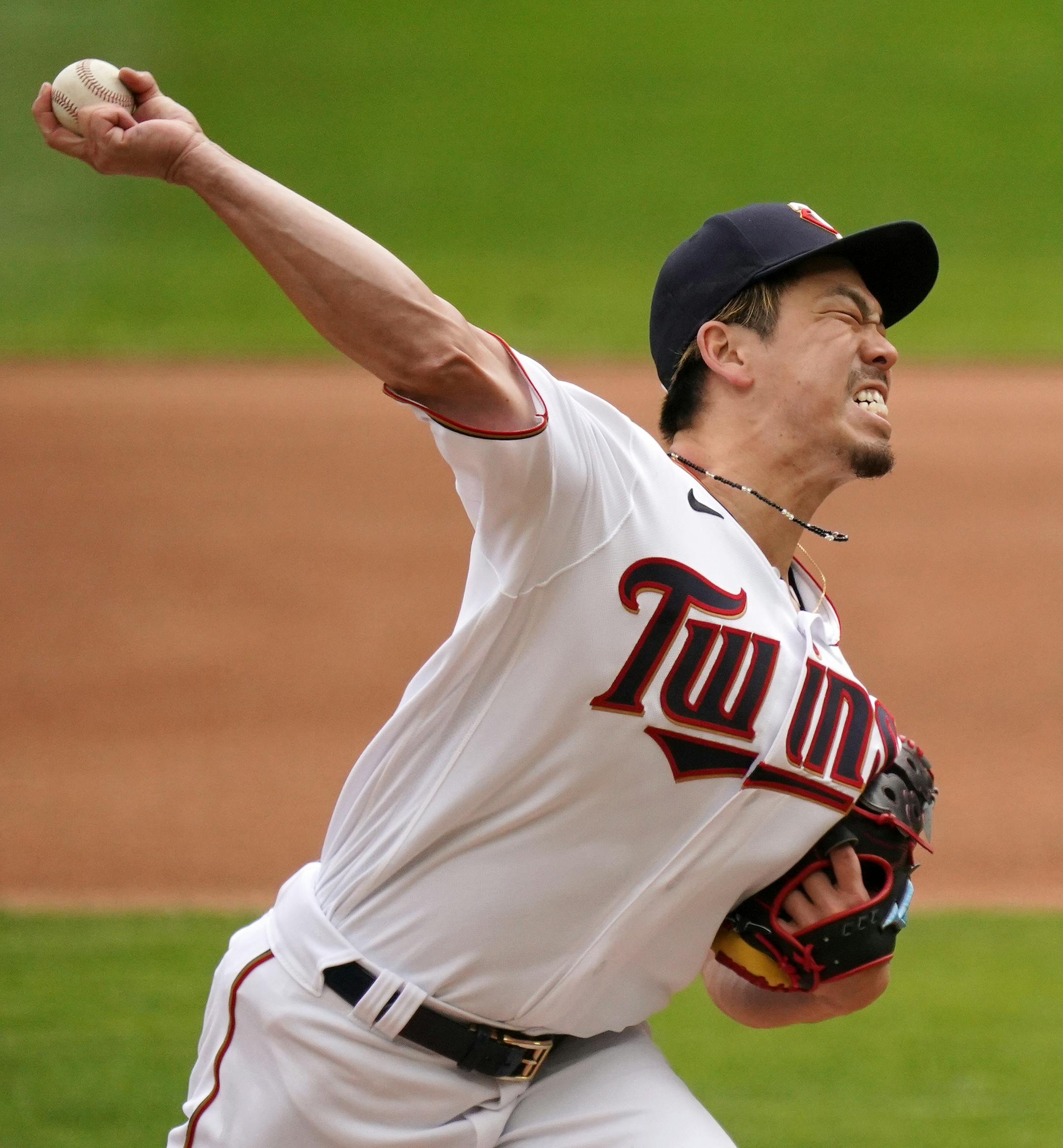 Minnesota Twins starting pitcher Kenta Maeda (18) delivered a pitch in the first inning.