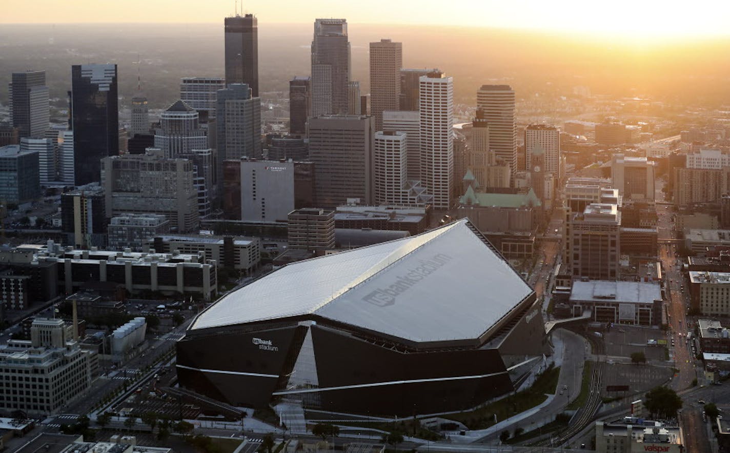 U.S. Bank Stadium - Exterior and construction images. ] US Bank Stadium - Vikings brian.peterson@startribune.com Minneapolis, MN - 06/30/2016 ORG XMIT: MIN1606301523590102