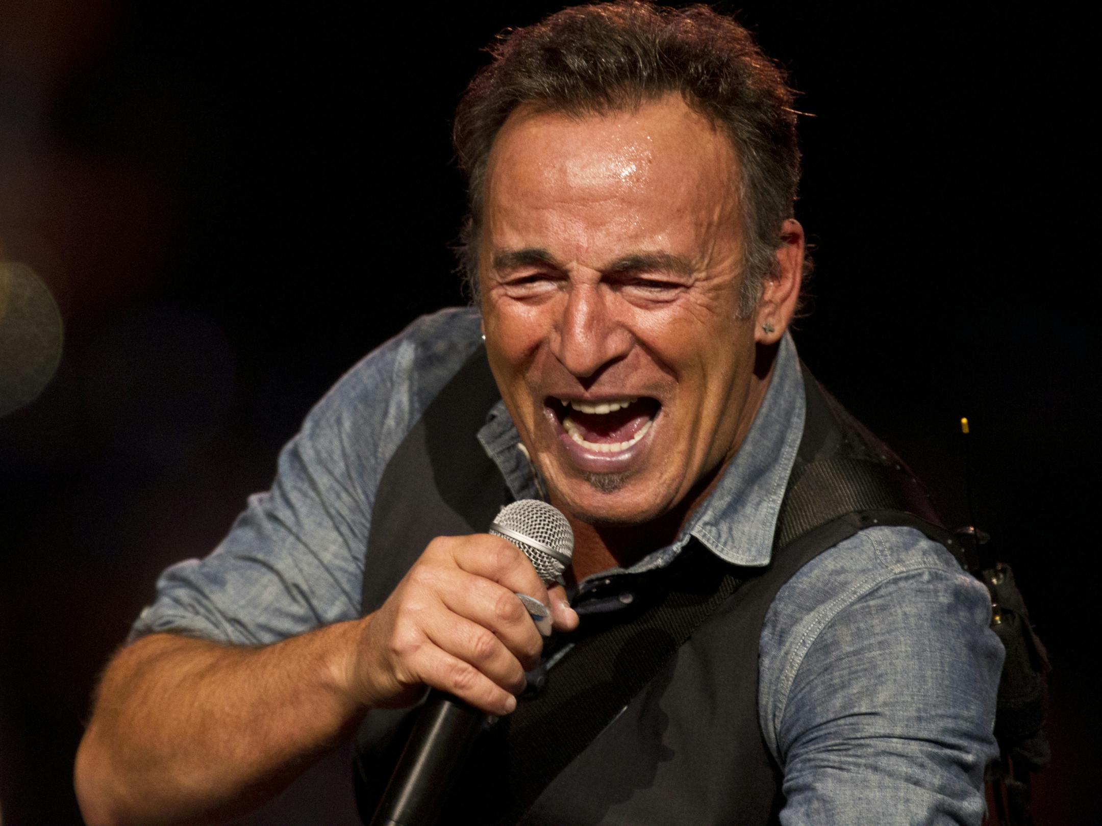 Bruce Springsteen and the E Street band performed at the Xcel Energy Center in St. Paul , Minn. on Sunday, November 11, 2012.(RENEE JONES SCHNEIDER ‚Ä¢ reneejones@startribune.com) ORG XMIT: MIN1211112118359708