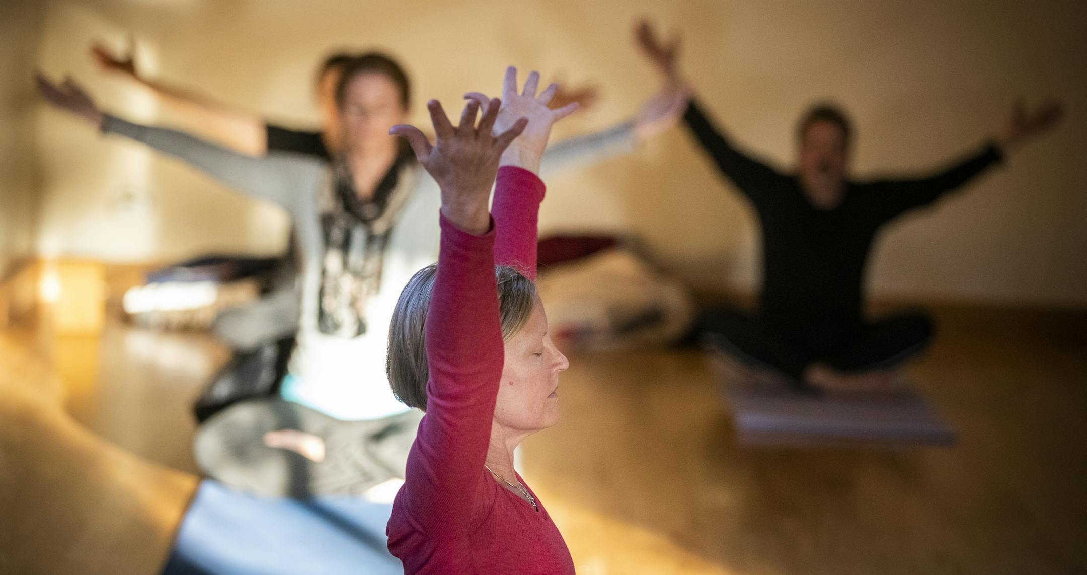 Nancy Boler leads the Mindful Yoga class. ] LEILA NAVIDI • leila.navidi@startribune.com BACKGROUND INFORMATION: Greg Pratt, a veteran research scientist, attends a yoga class at Common Ground Meditation Center in Minneapolis on Tuesday, October 16, 2018.