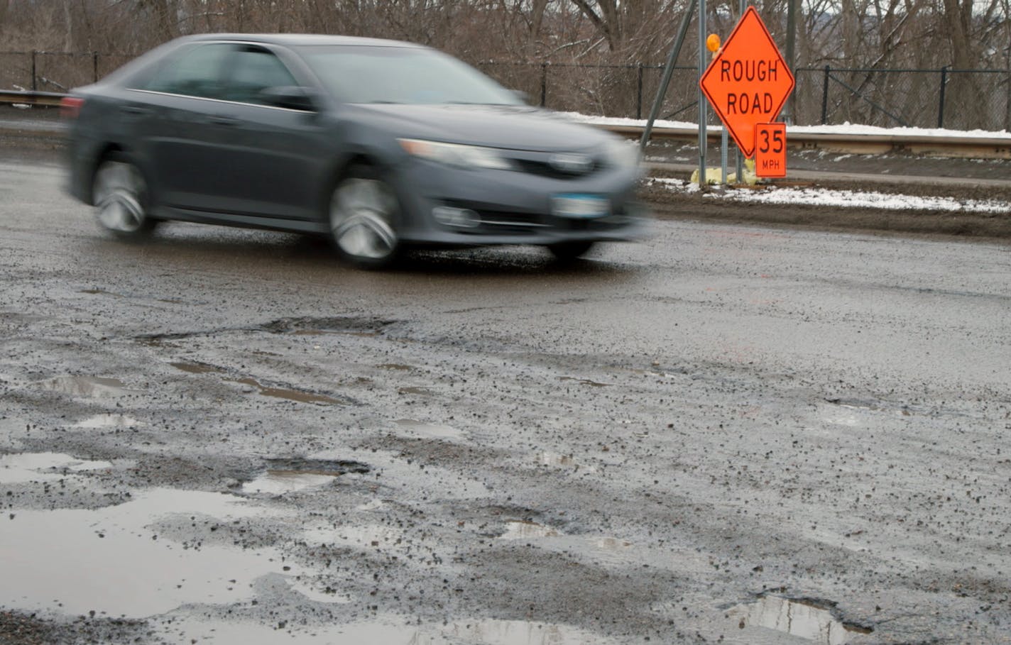 Shepard Road in St. Paul was reduced from 50 to 35 MPH because of all the potholes seen on Friday, March 10, 2023. ] MATT GILLMER • matt.gillmer@startribune.com