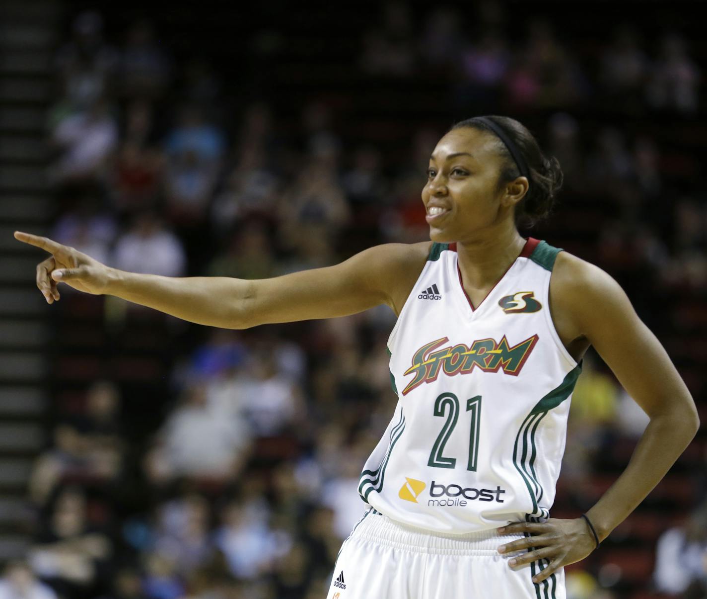 Seattle Storm's Renee Montgomery in action against the Minnesota Lynx in a WNBA basketball game Thursday, June 25, 2015, in Seattle. (AP Photo/Elaine Thompson) ORG XMIT: OTK