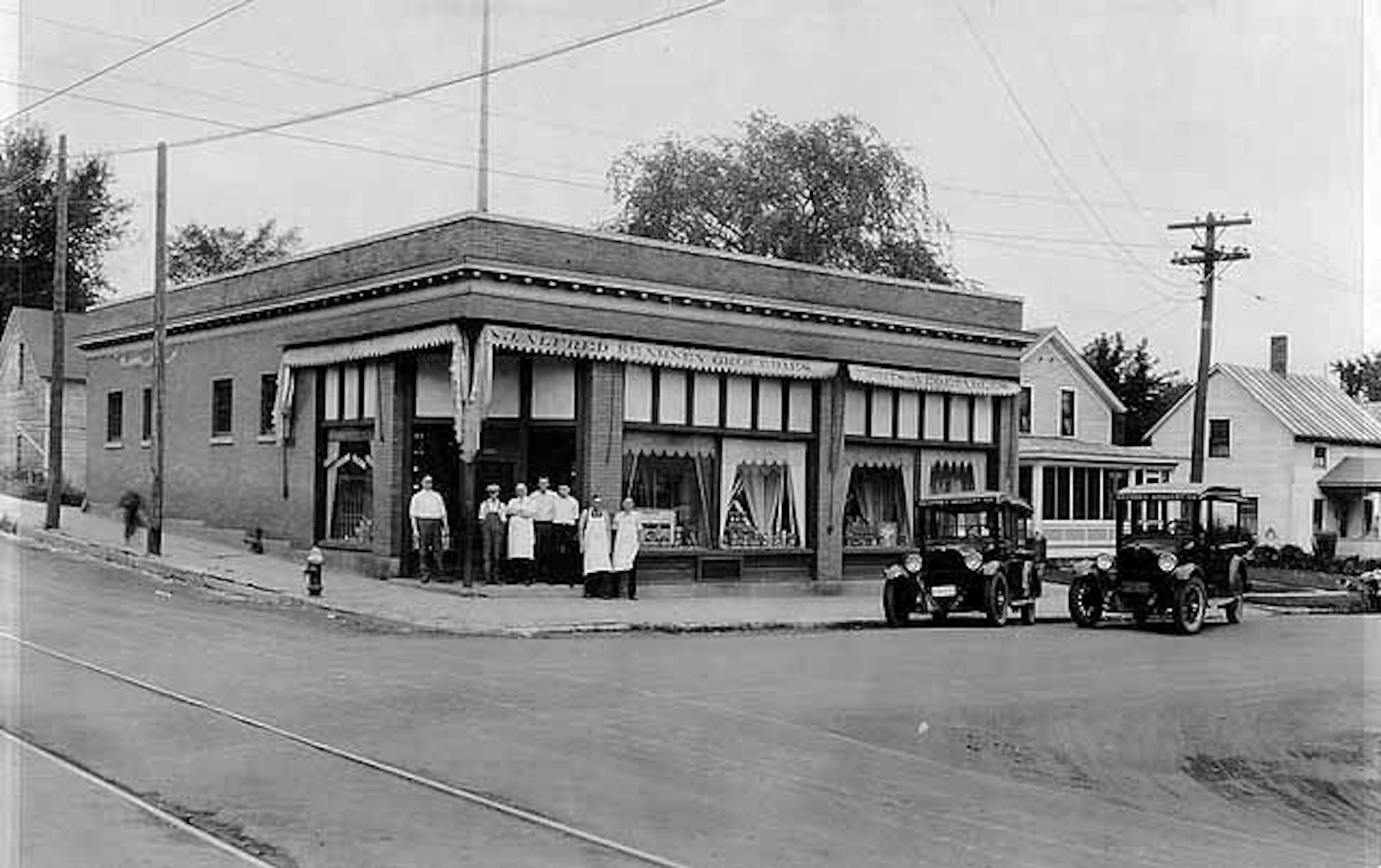 The Chilikoot Caf� opened in the former 1920s Kearney Grocery Store Courtesy of Washington County Historical Society