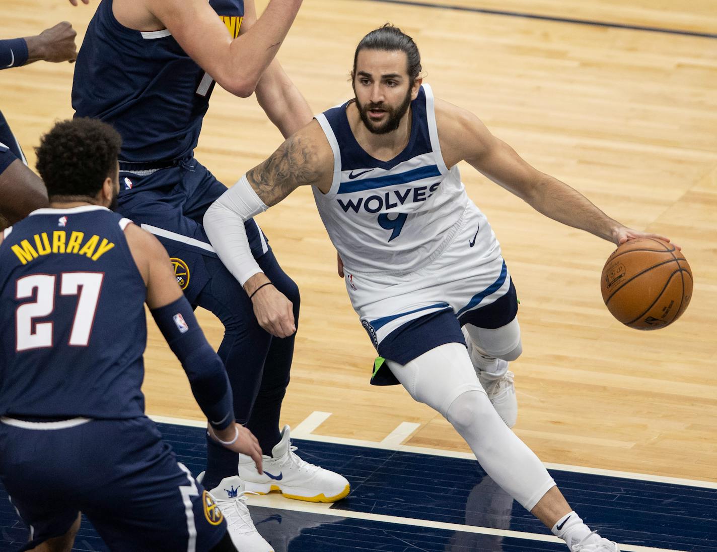 Minnesota Timberwolves Ricky Rubio (9).