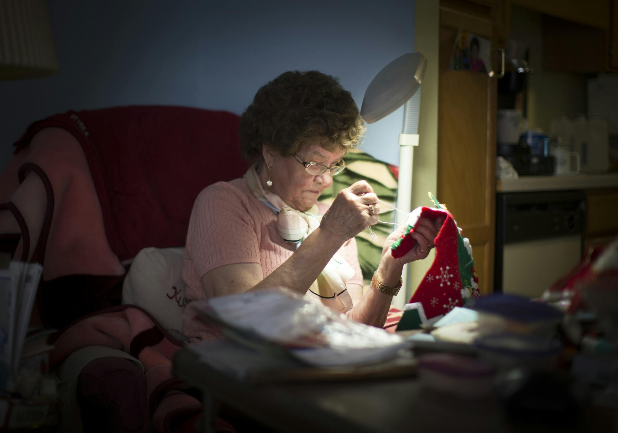 Shirley Kistner is 92-year-old and has hand-sewn Christmas stockings for over 100 members of her family. She sewed a stocking at home in Minnetonka. ] RENEE JONES SCHNEIDER • reneejones@startribune.com
