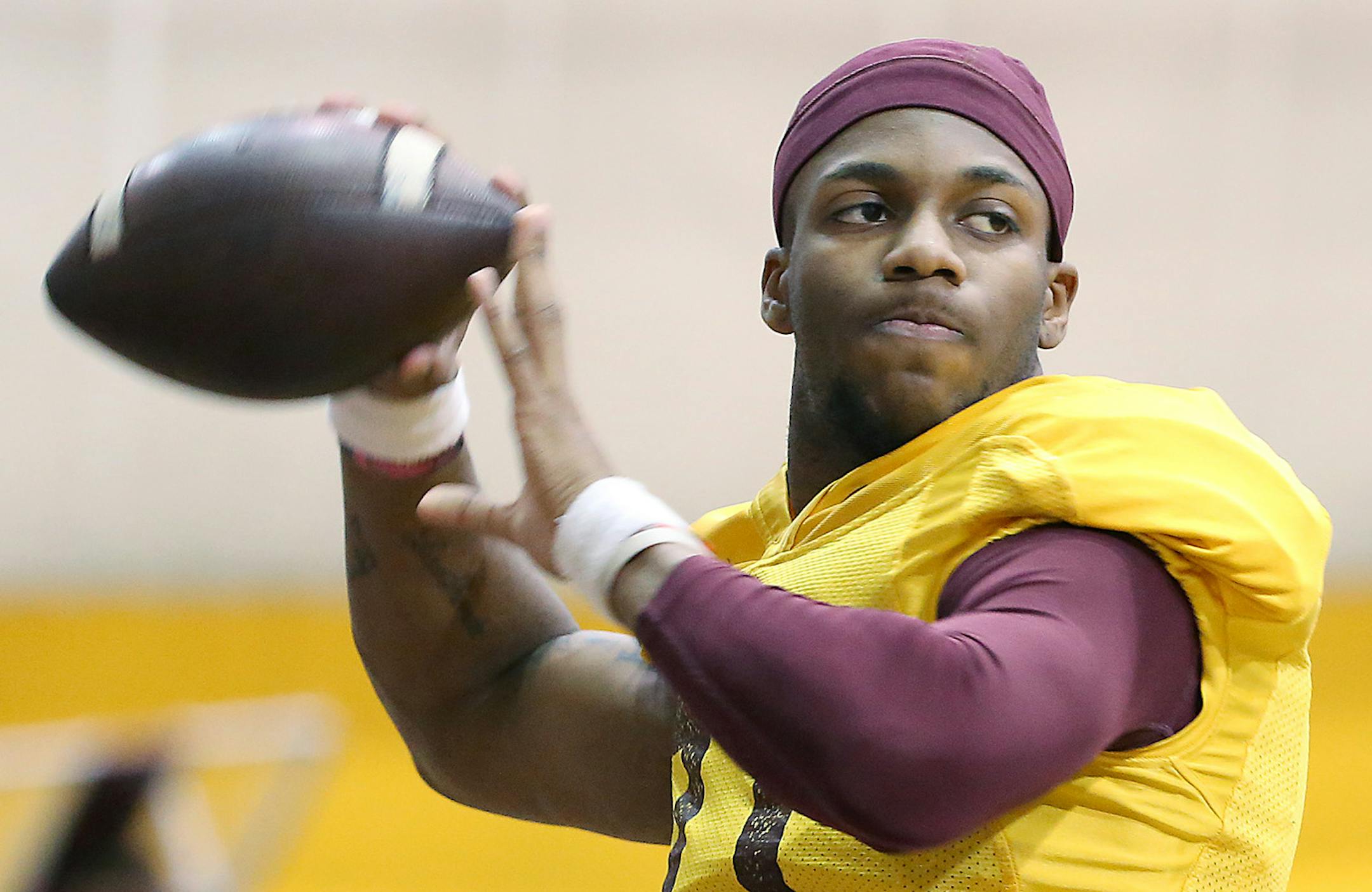 Gophers quarterback Demry Croft took to the practice field at the Gibson-Nagrski Football Complex at the U of M, Thursday, April 7, 2016 in Minneapolis, MN. ] (ELIZABETH FLORES/STAR TRIBUNE) ELIZABETH FLORES &#x2022; eflores@startribune.com