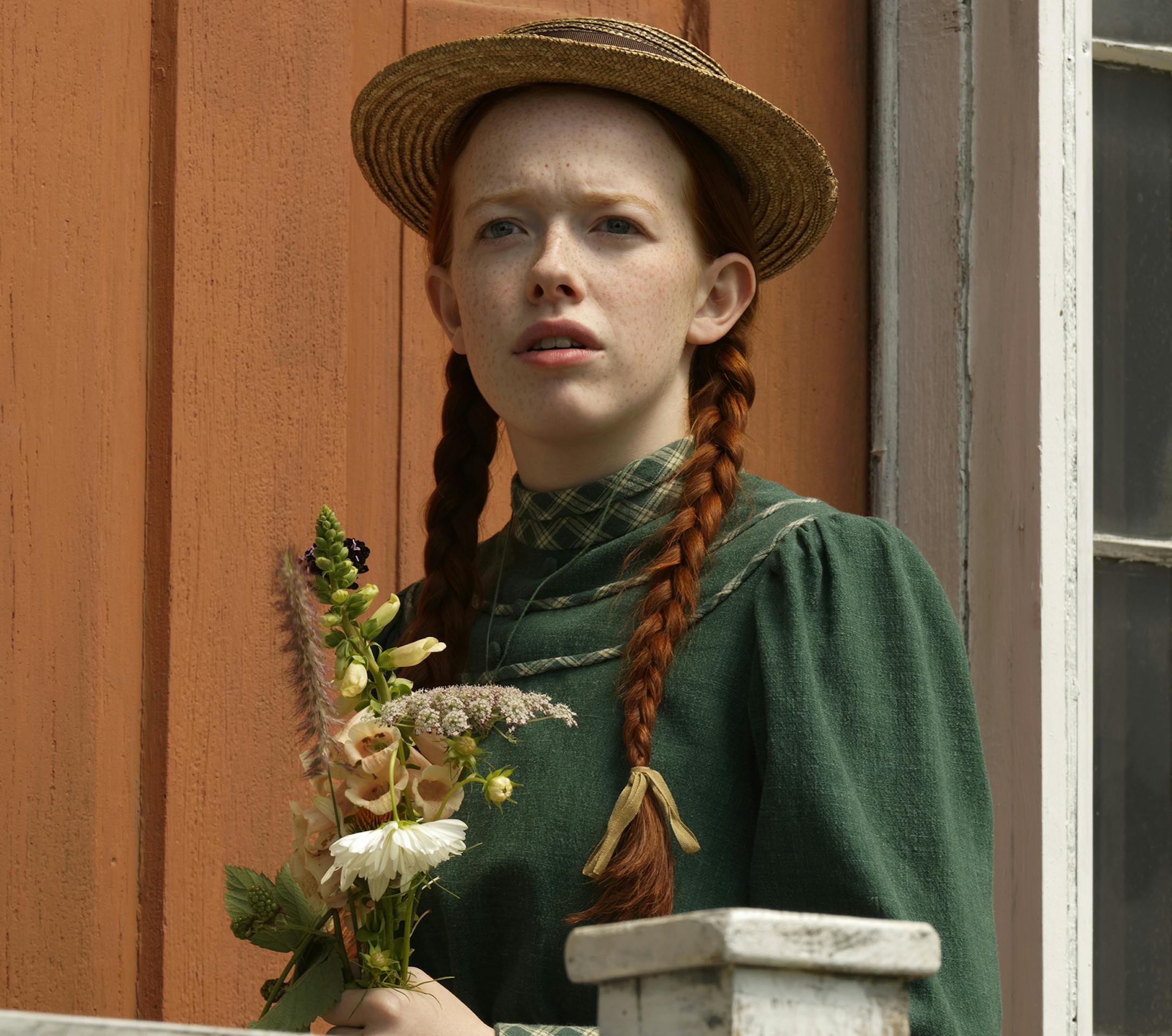Amybeth McNulty stars in "Anne With an E."