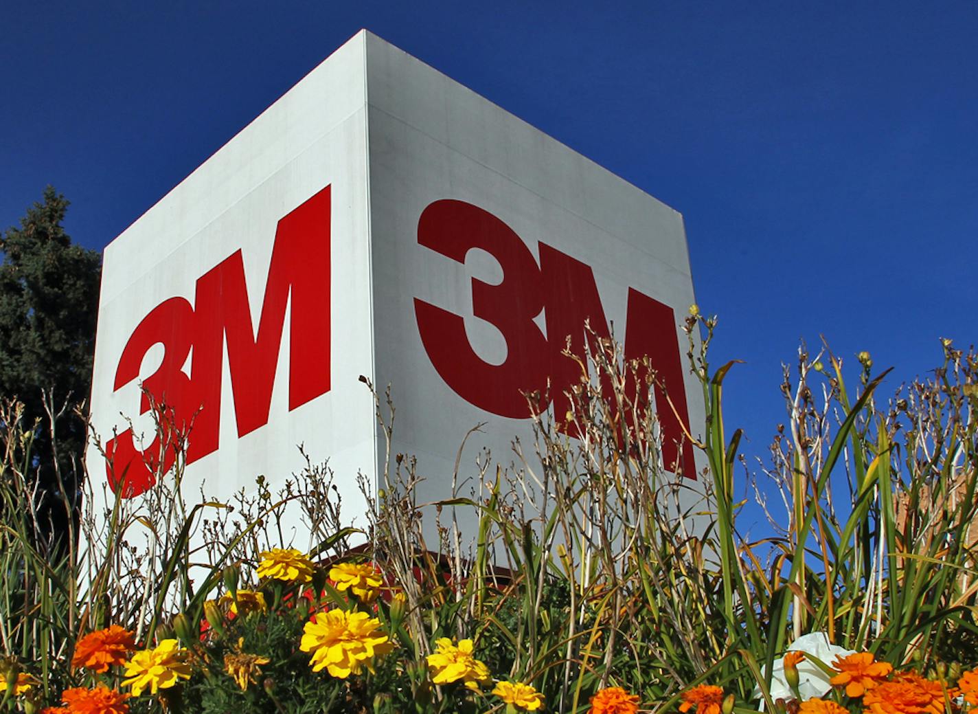 3M logo at headquarters in Maplewood