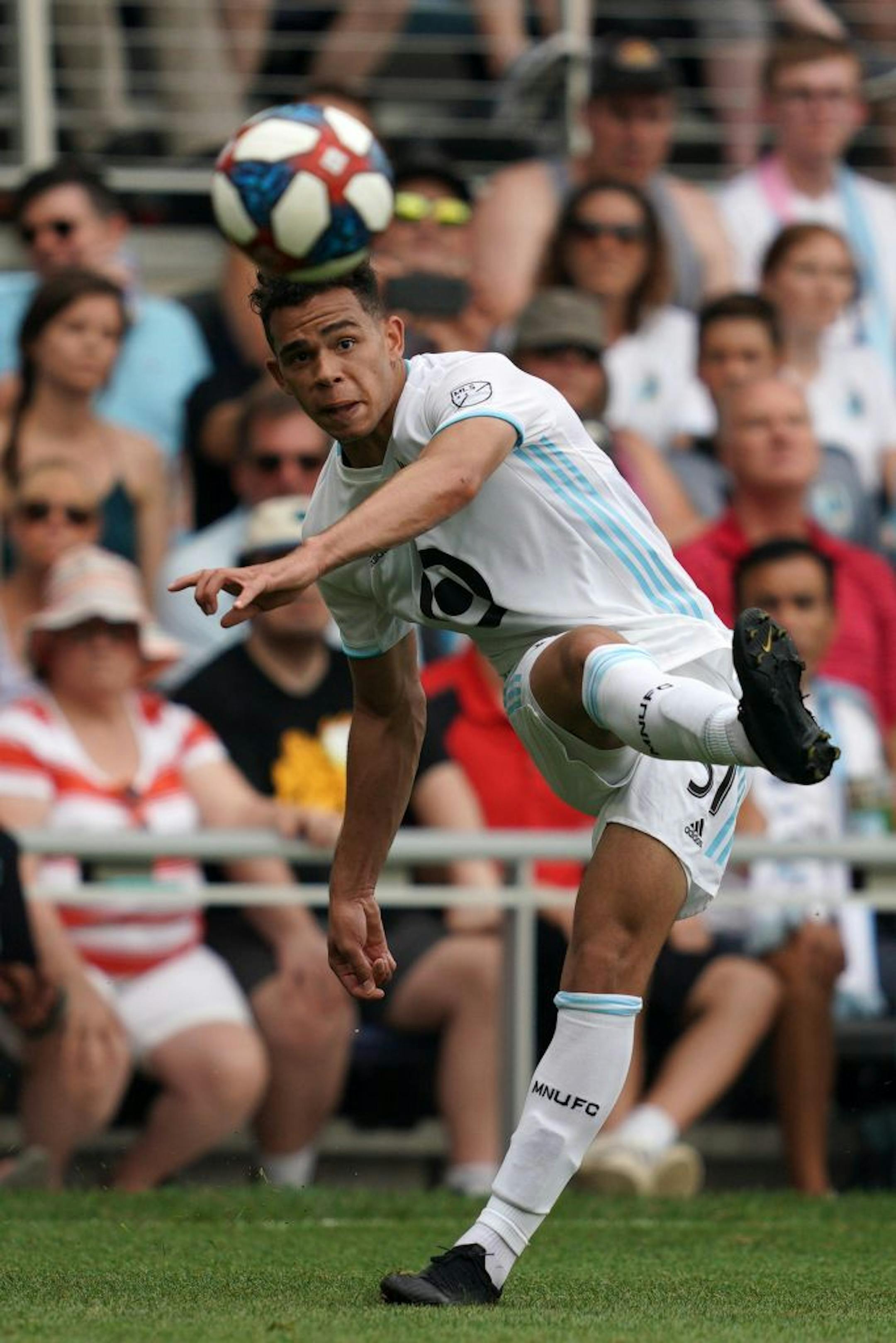 Minnesota United midfielder Hassani Dotson (31) took a shot on goal in the second half.