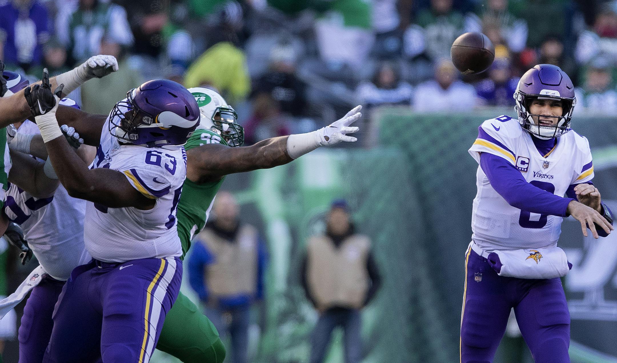 Minnesota Vikings Kirk Cousins. ] CARLOS GONZALEZ ï cgonzalez@startribune.com ñ October 21, 2018, East Rutherford, NJ, MetLife Stadium, NFL, Minnesota Vikings vs. New York Jets