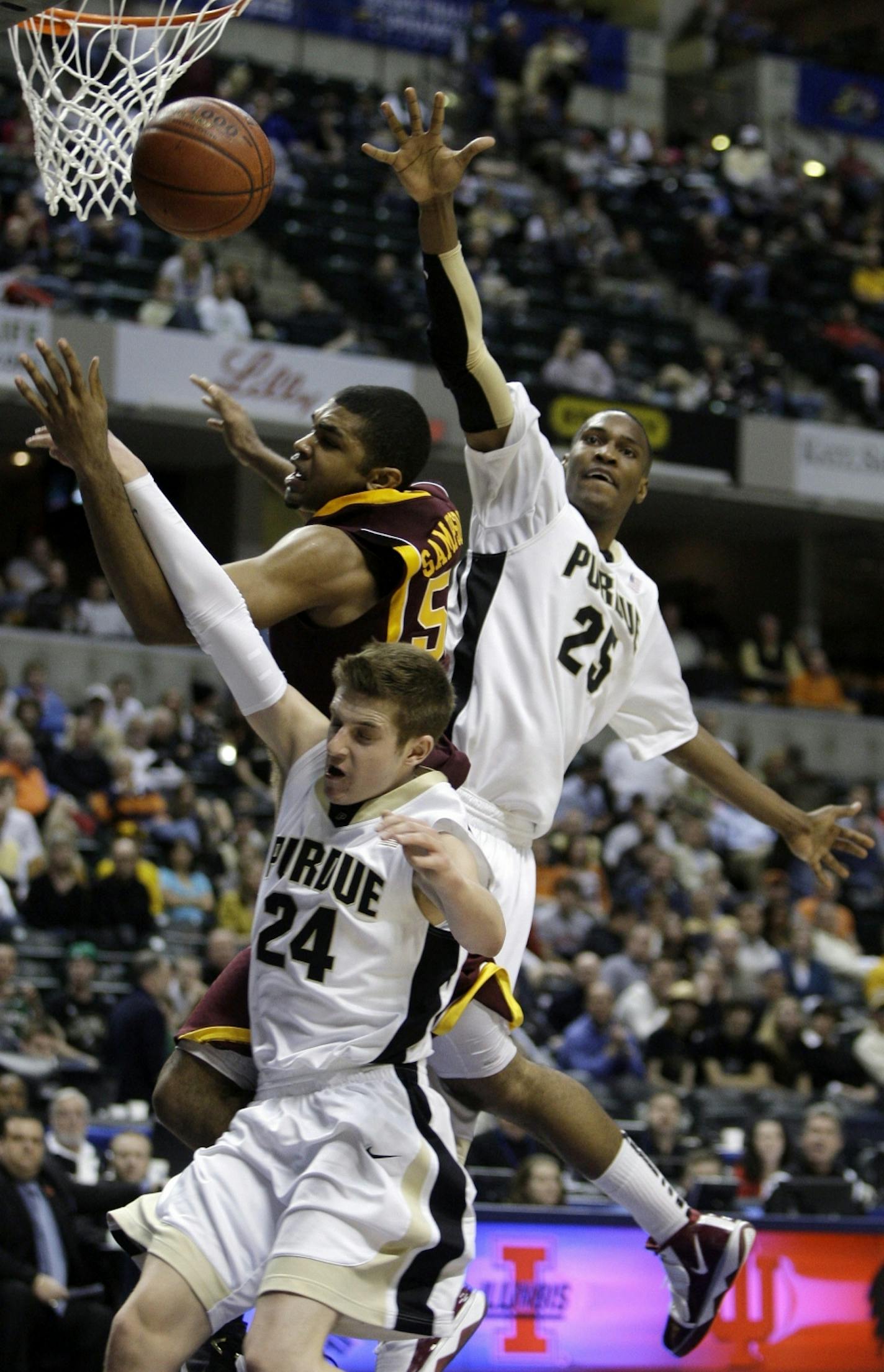 Ralph Sampson III (50) and the Gophers battled and crushed Purdue 69-42 on Saturday, unlike many disappointing efforts during the regular season.